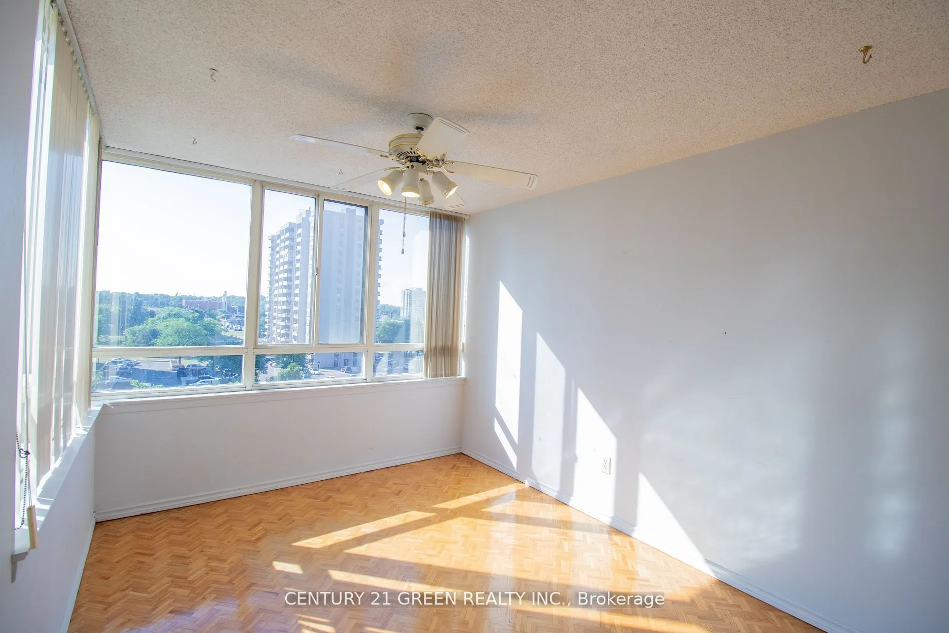 5 Lisa Street, #706