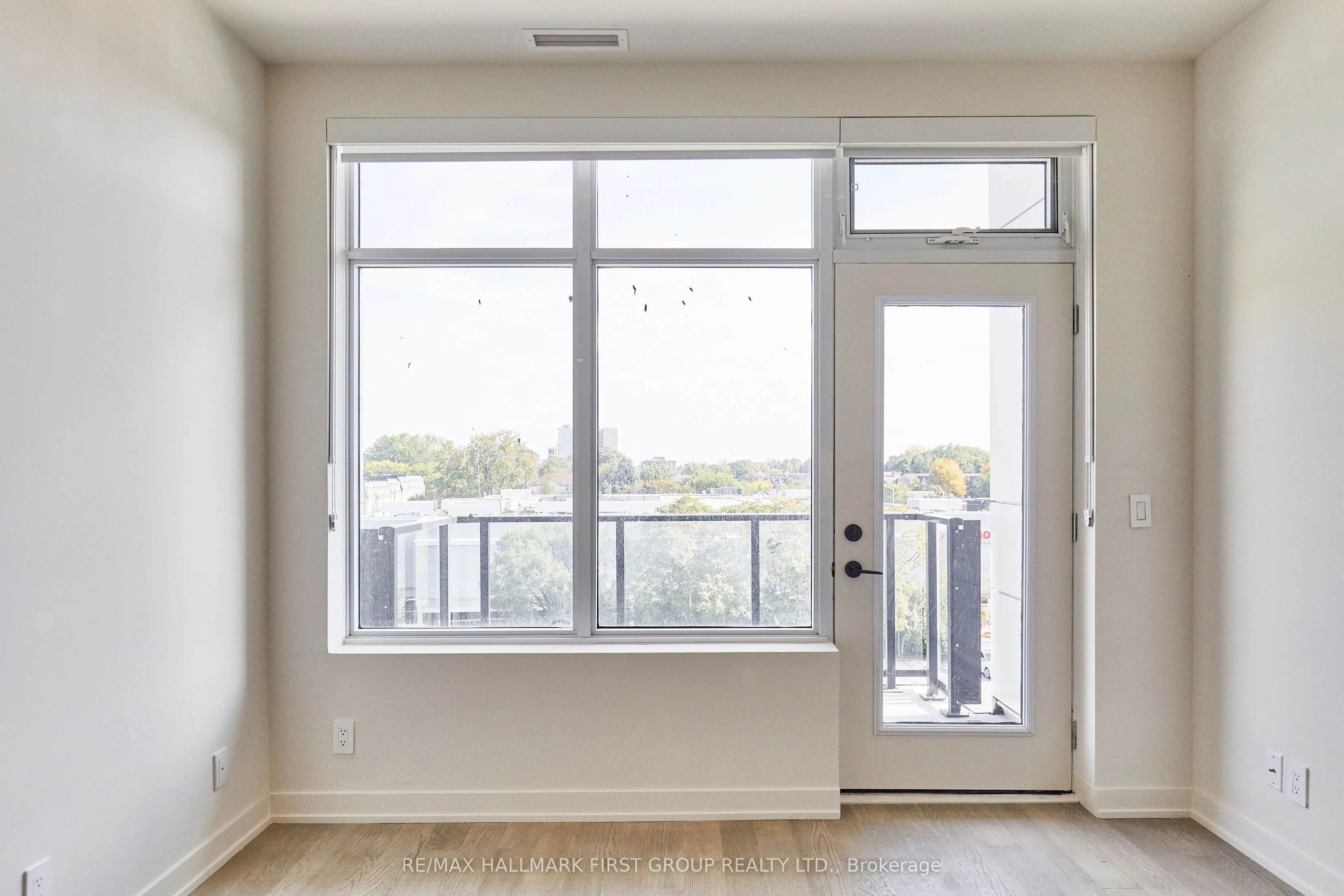 123 Maurice Drive, #407