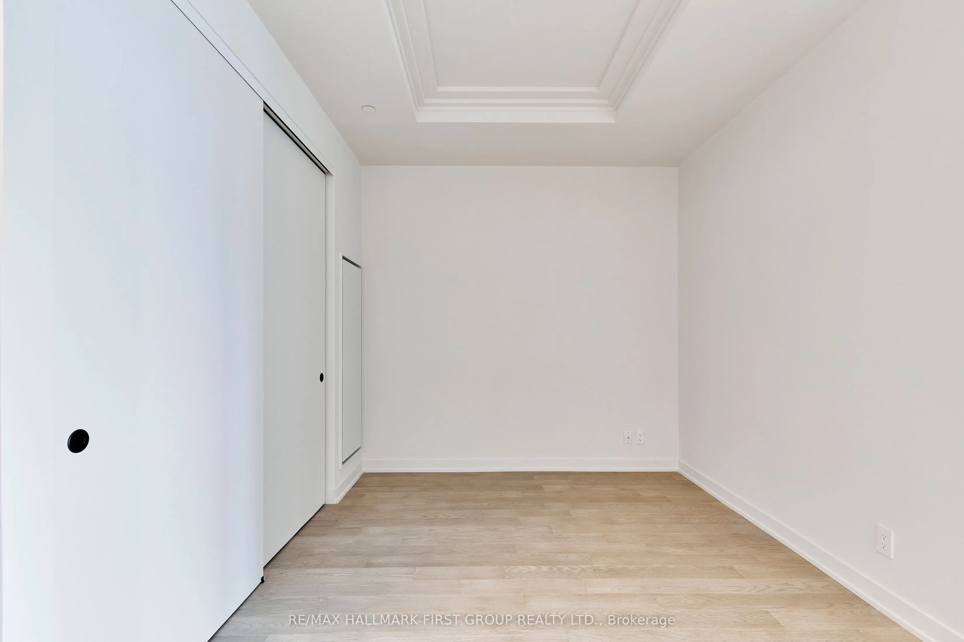 123 Maurice Drive, #407