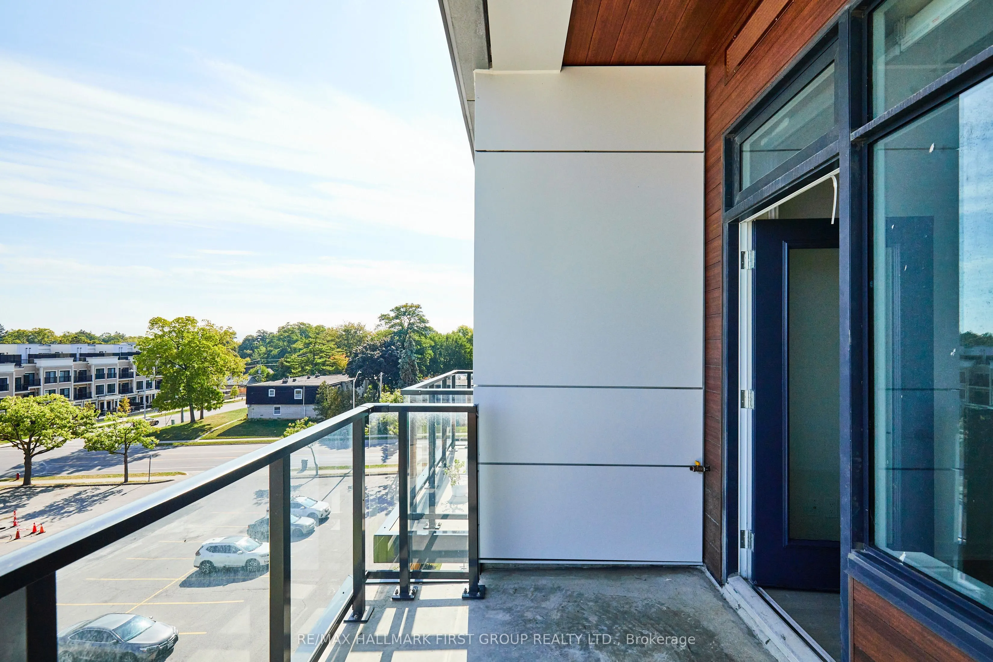123 Maurice Drive, #407