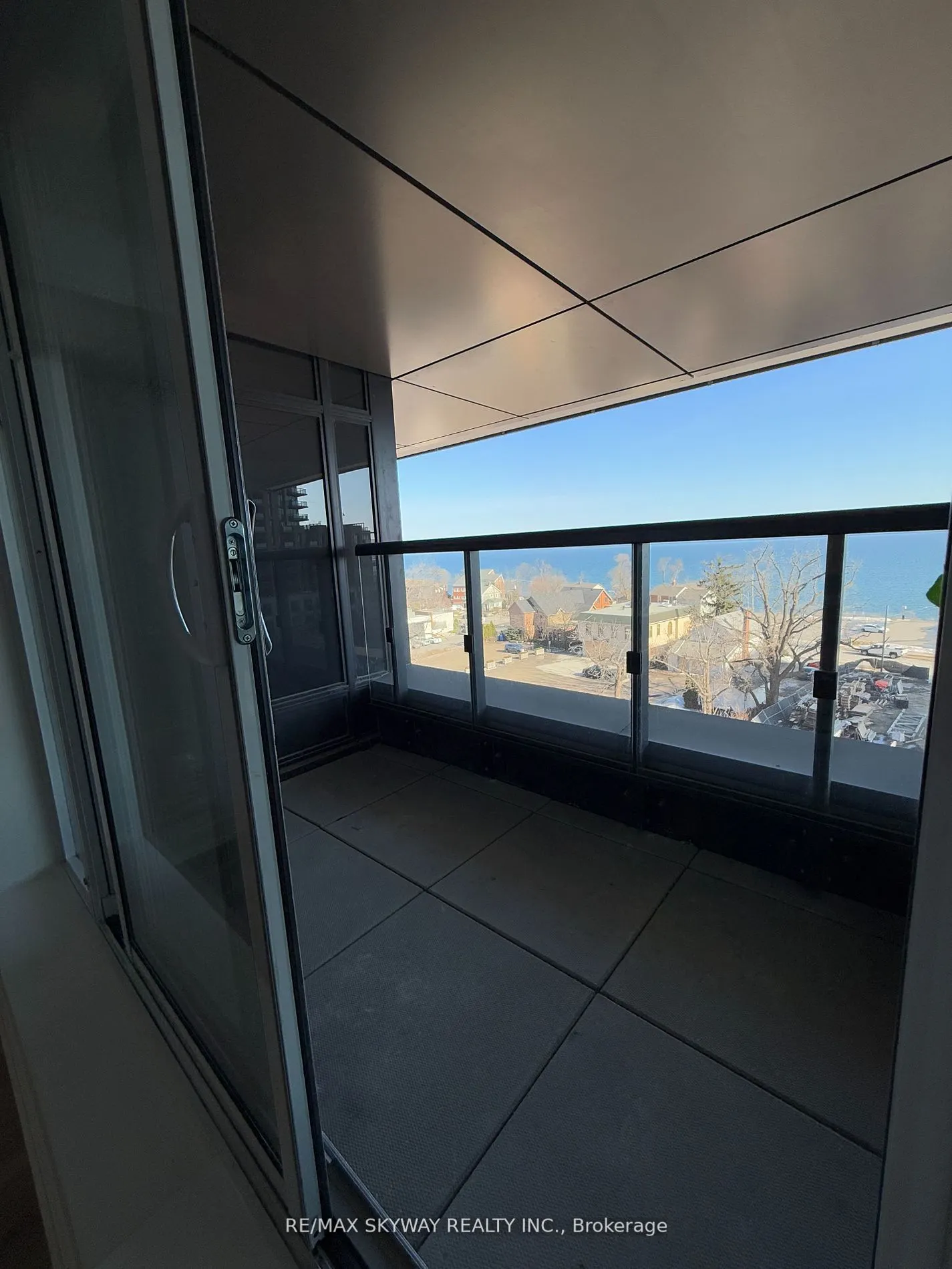 370 Martha Street, #505