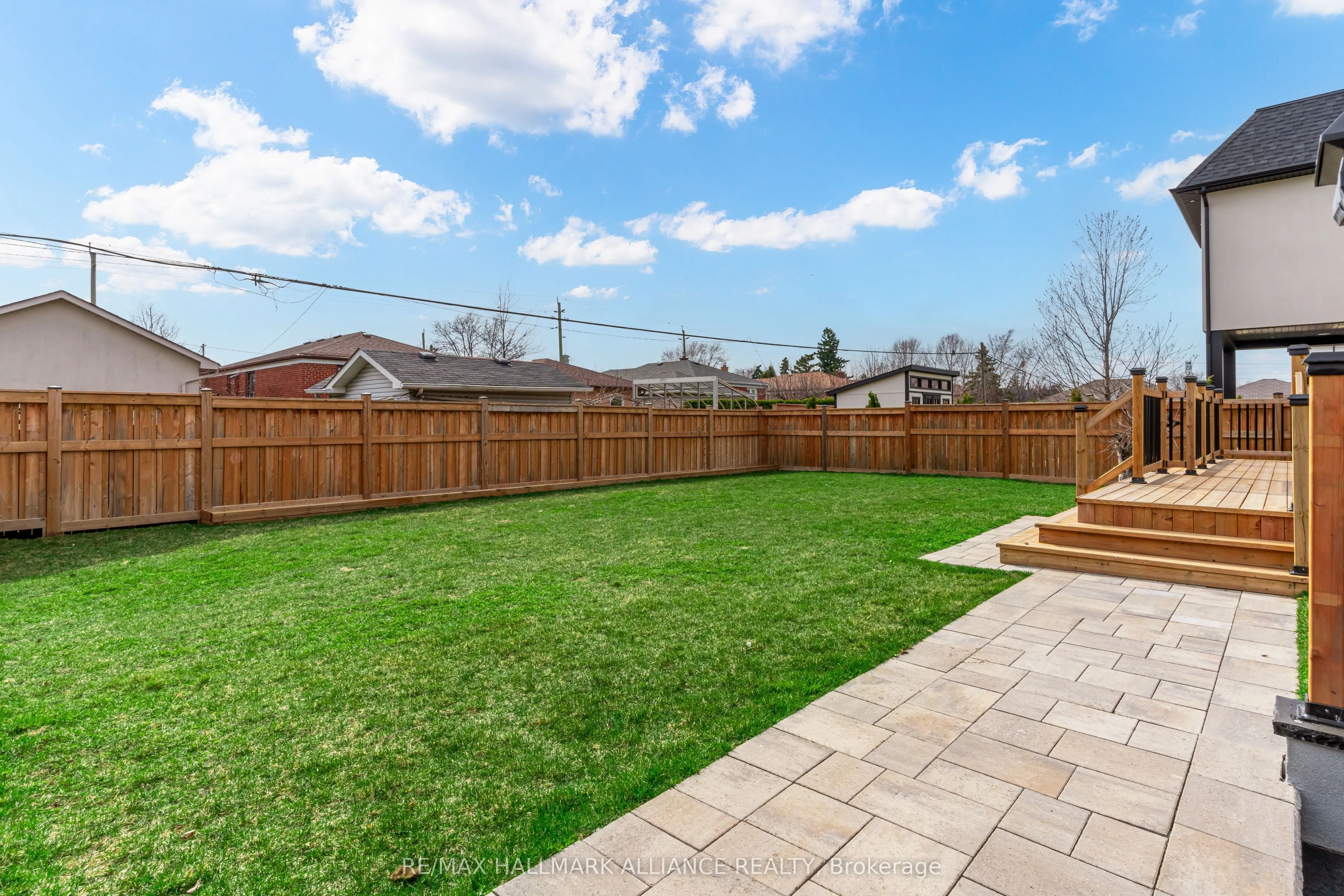 350 Weighton Drive