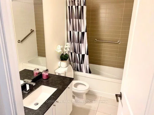 510 Curran Place, #3501