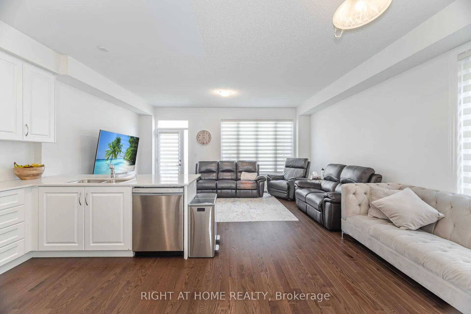 462 Celandine Terrace