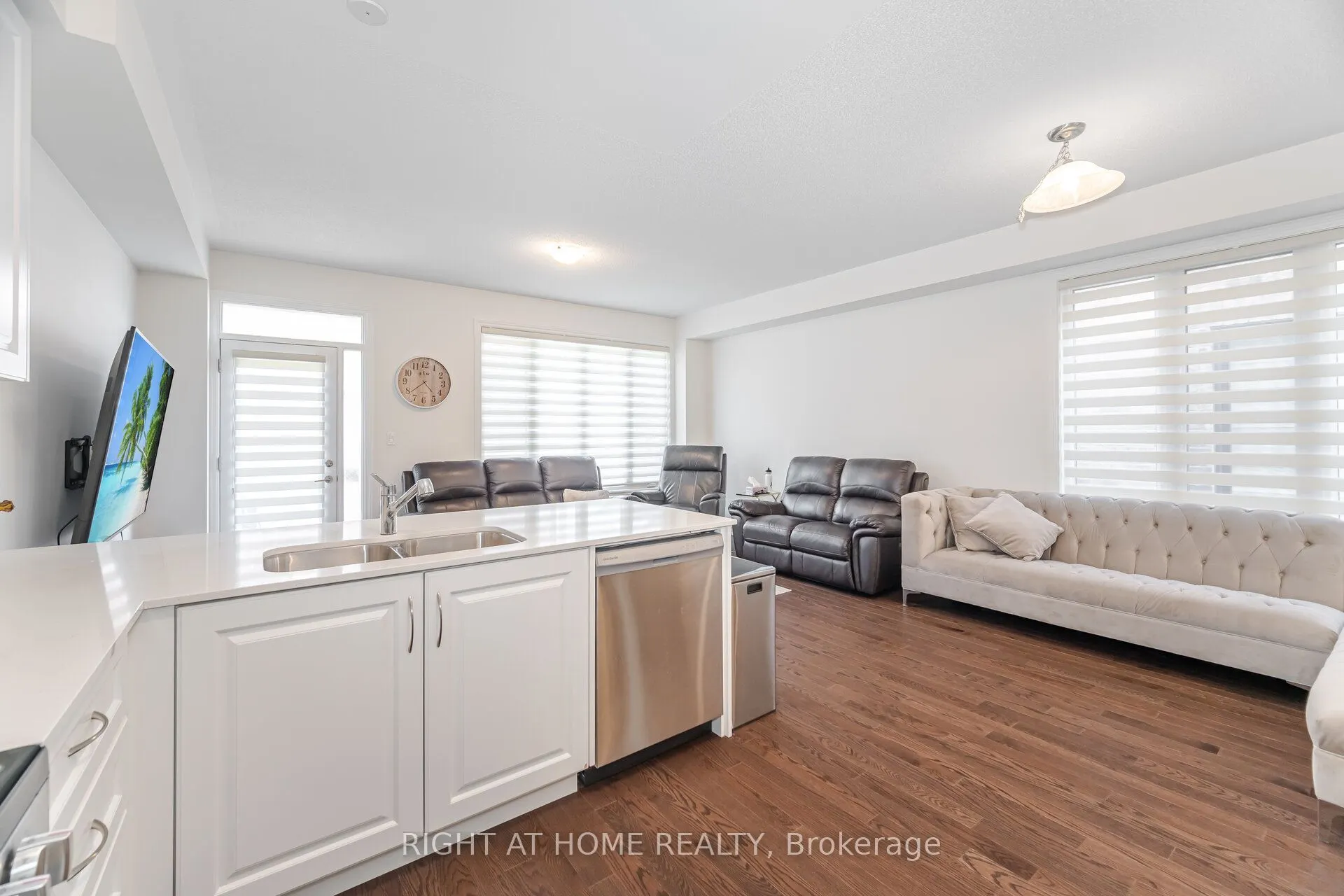 462 Celandine Terrace