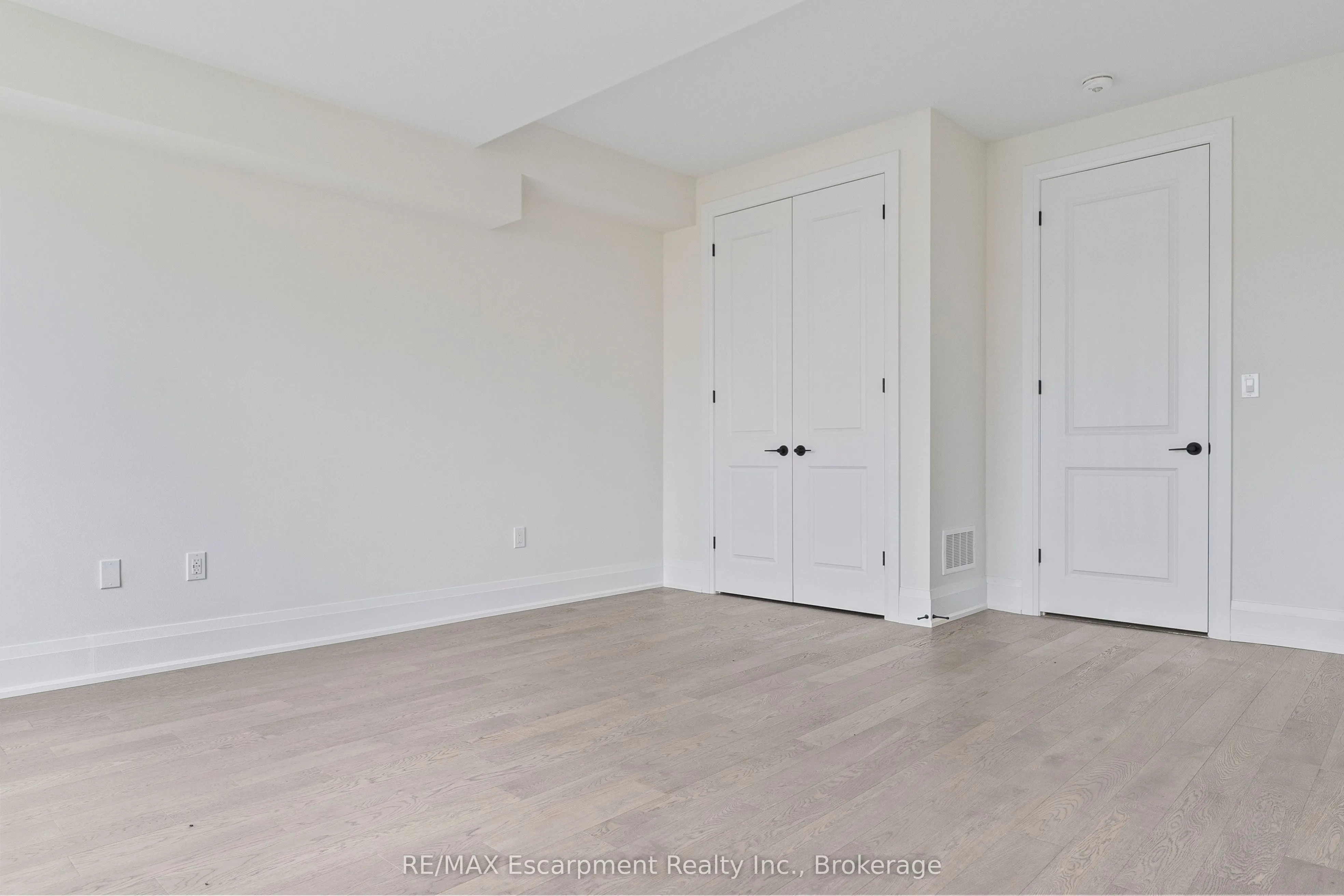 138 EAST Street, #2