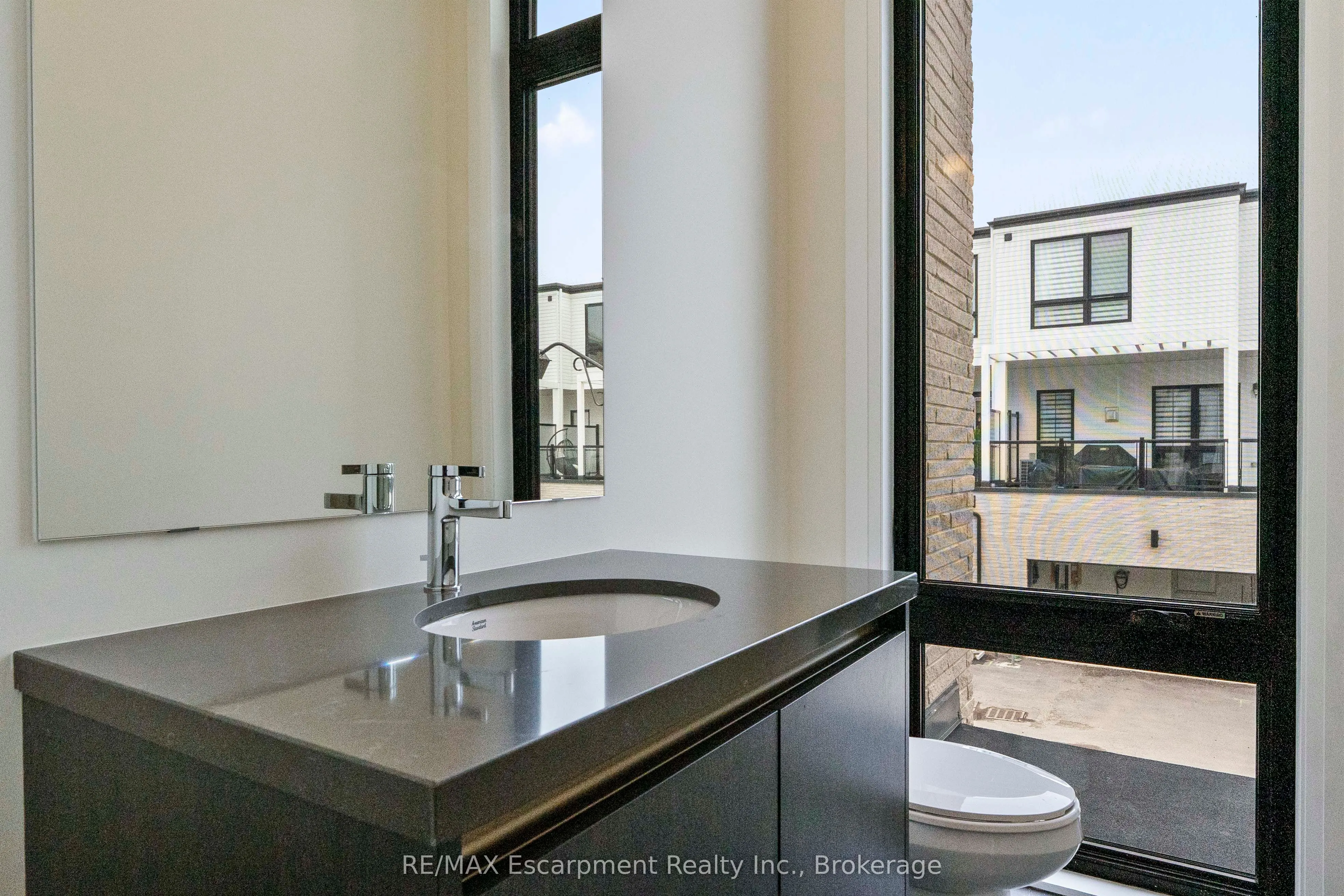 138 EAST Street, #2
