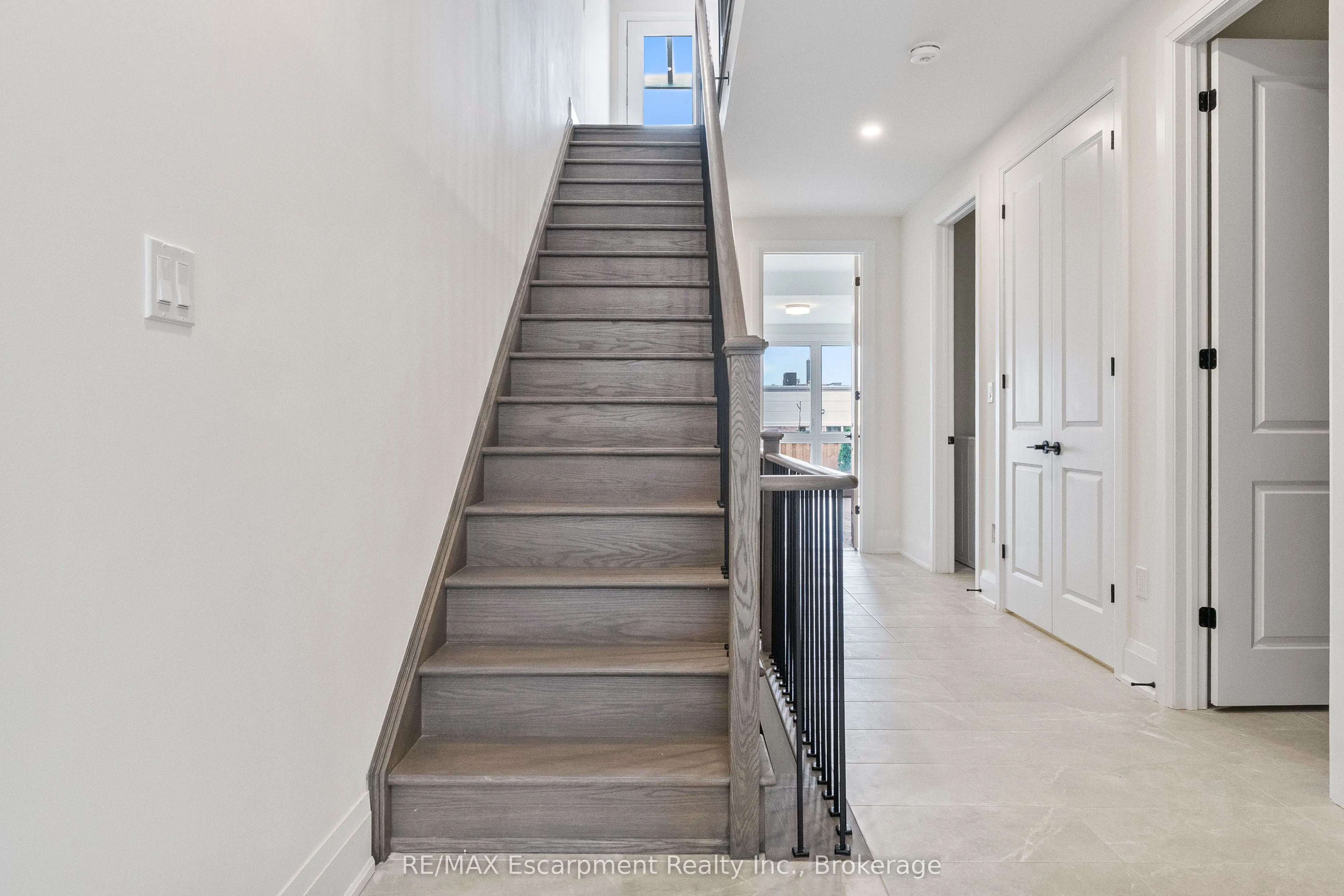 138 EAST Street, #2