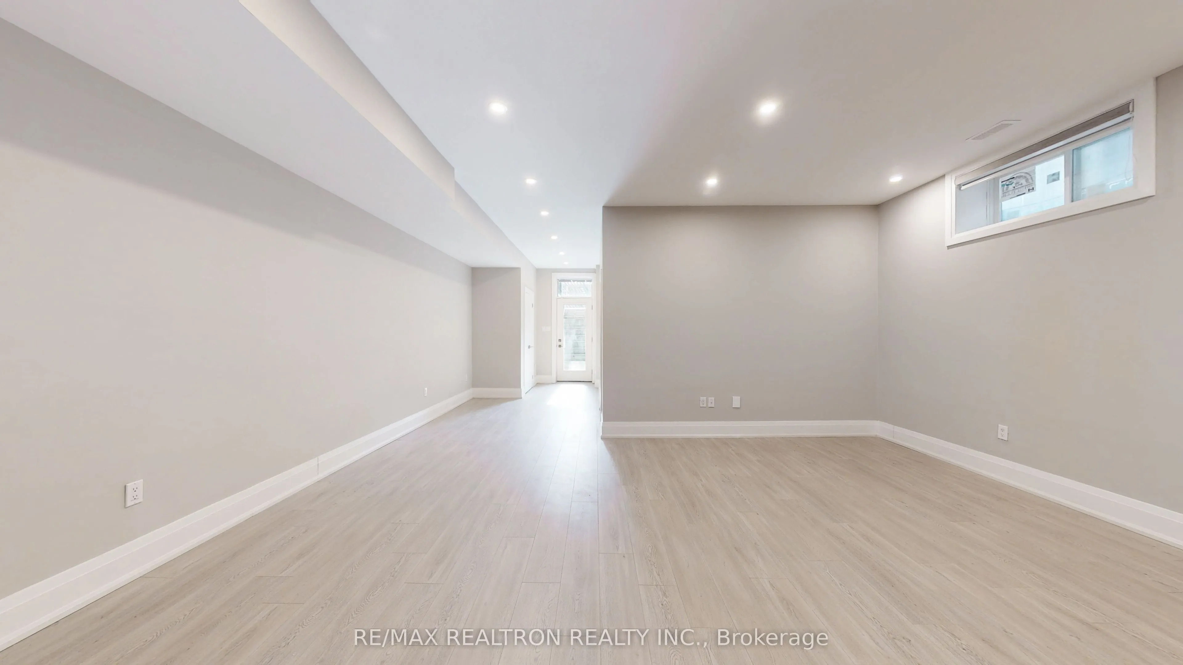 Unit25A Tecumseth Avenue
