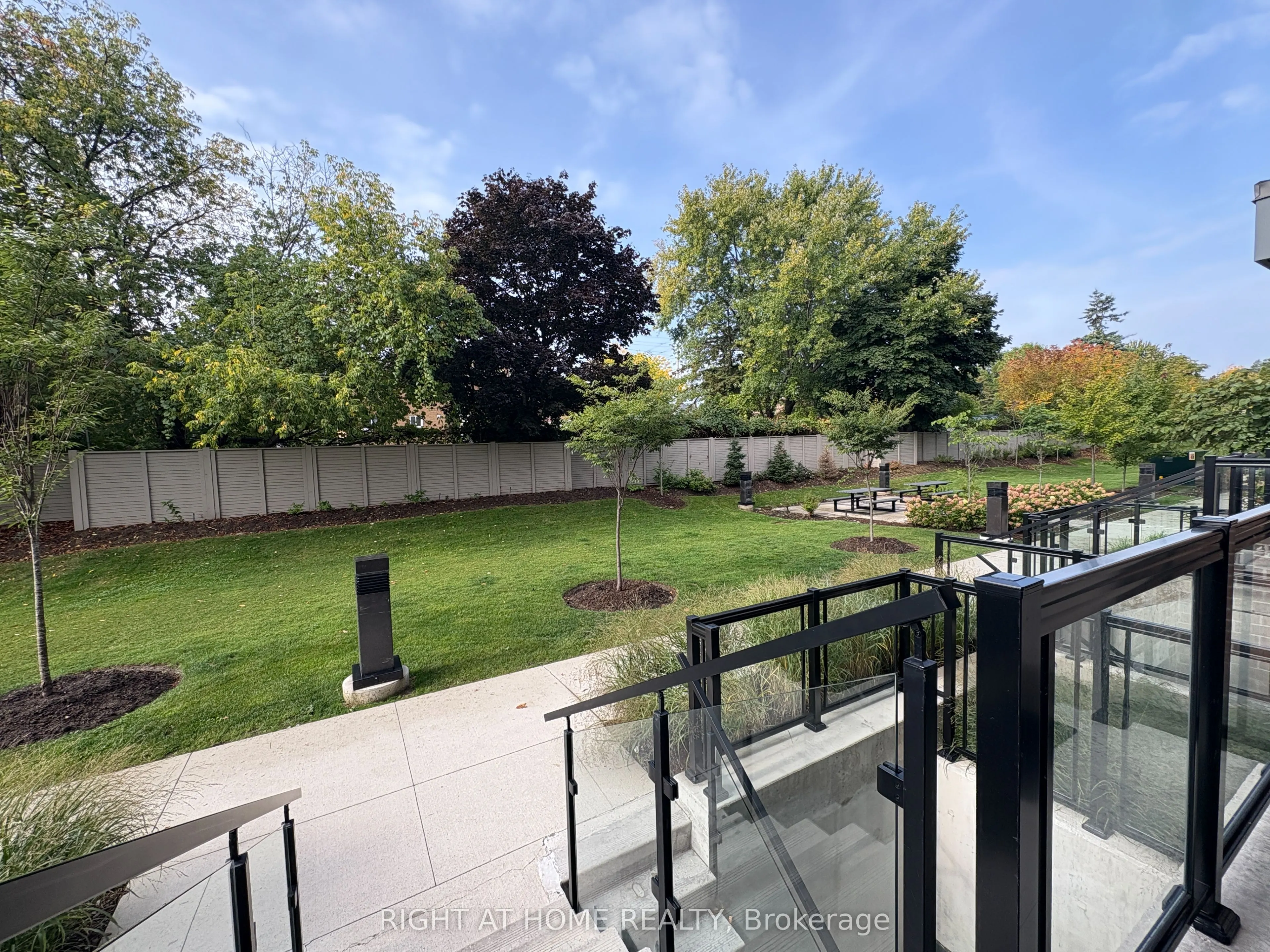 1085 Douglas McCurdy Common, #211
