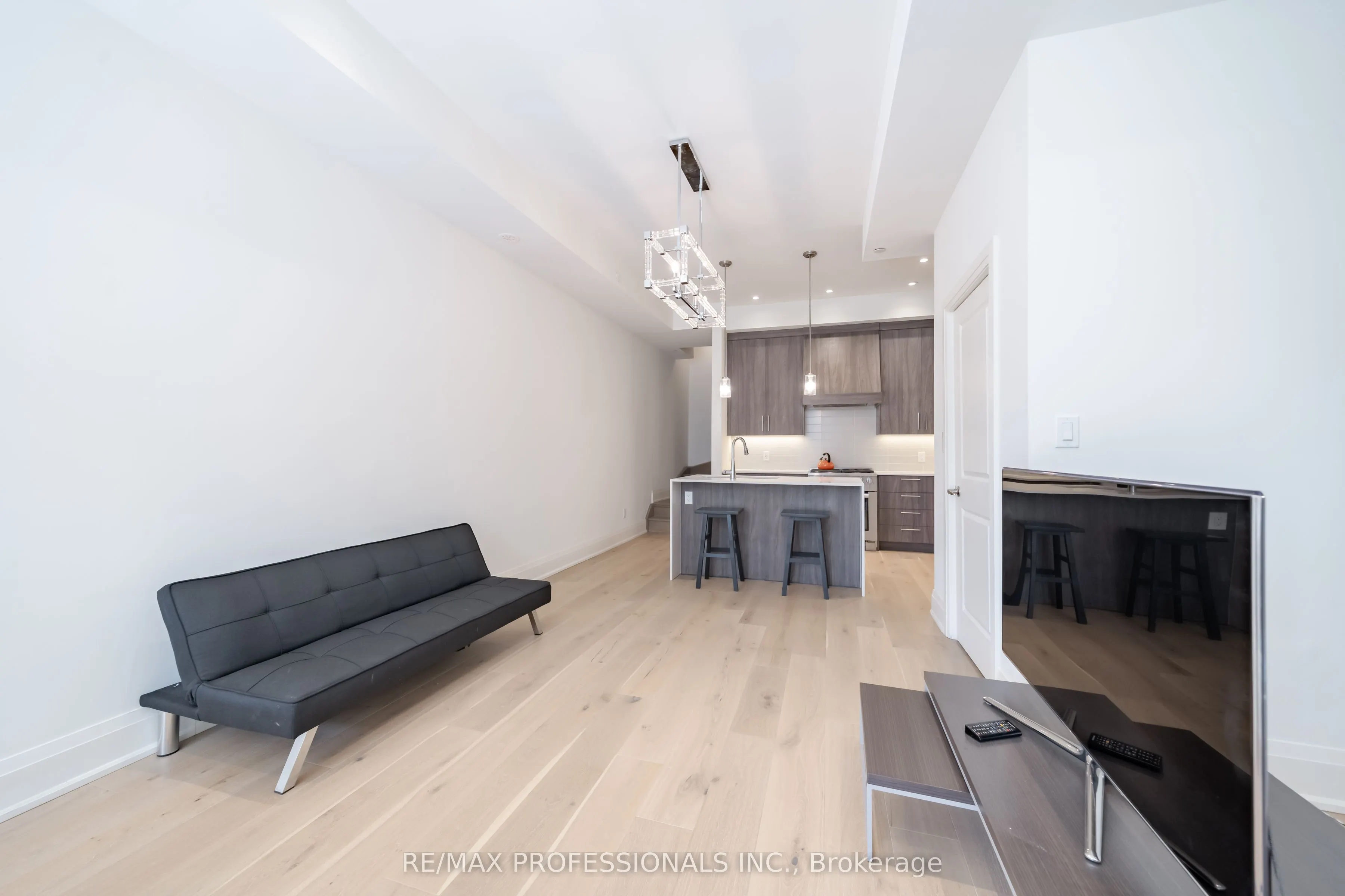 95 Brookfield Road, #2