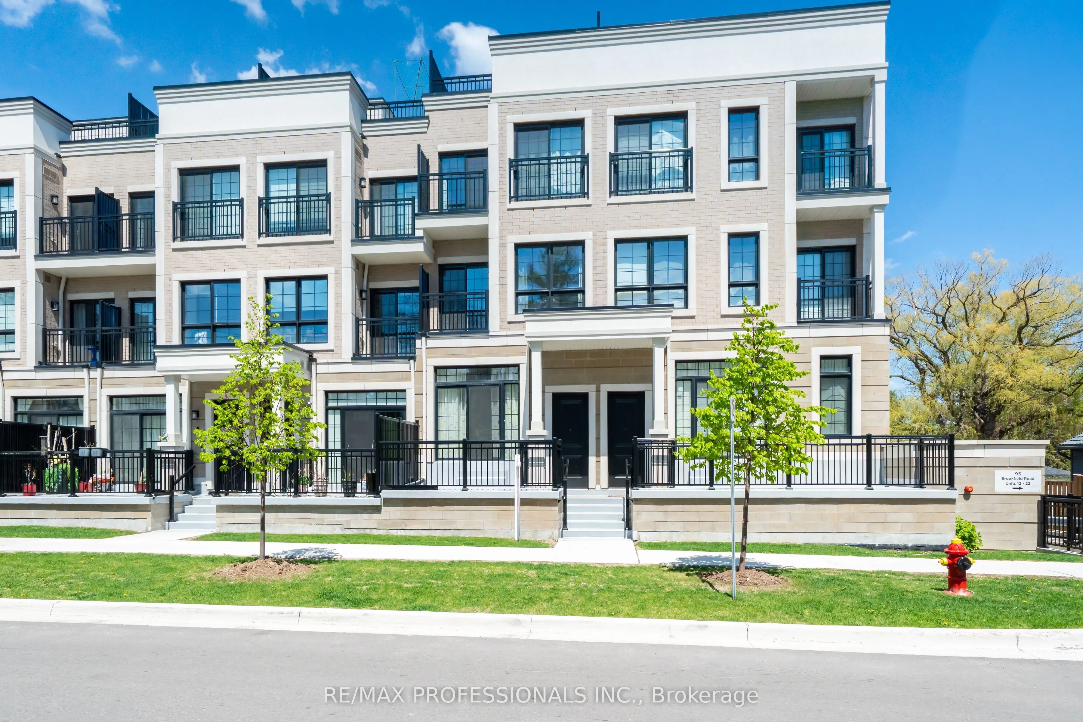 95 Brookfield Road, #2