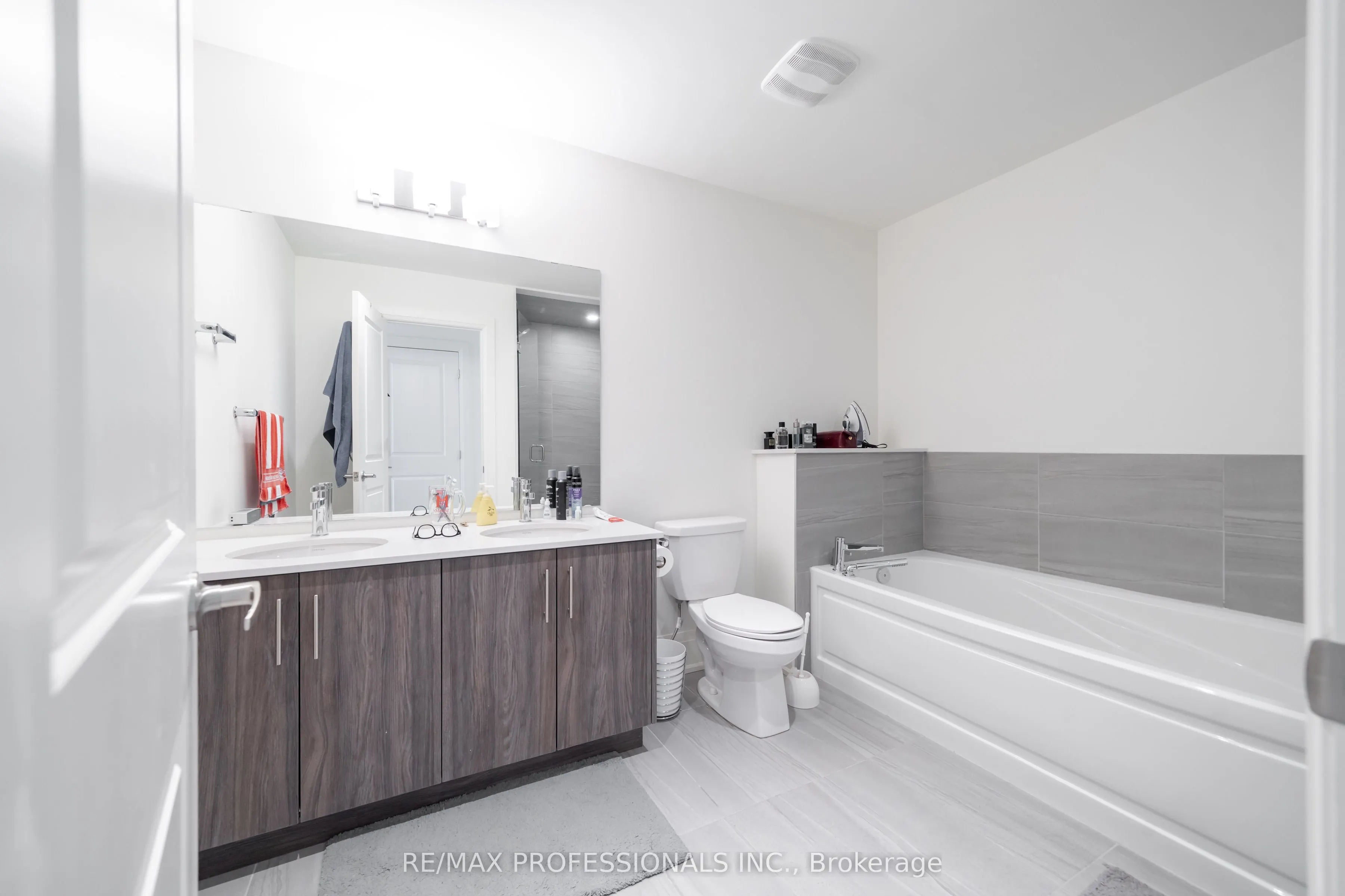 95 Brookfield Road, #2