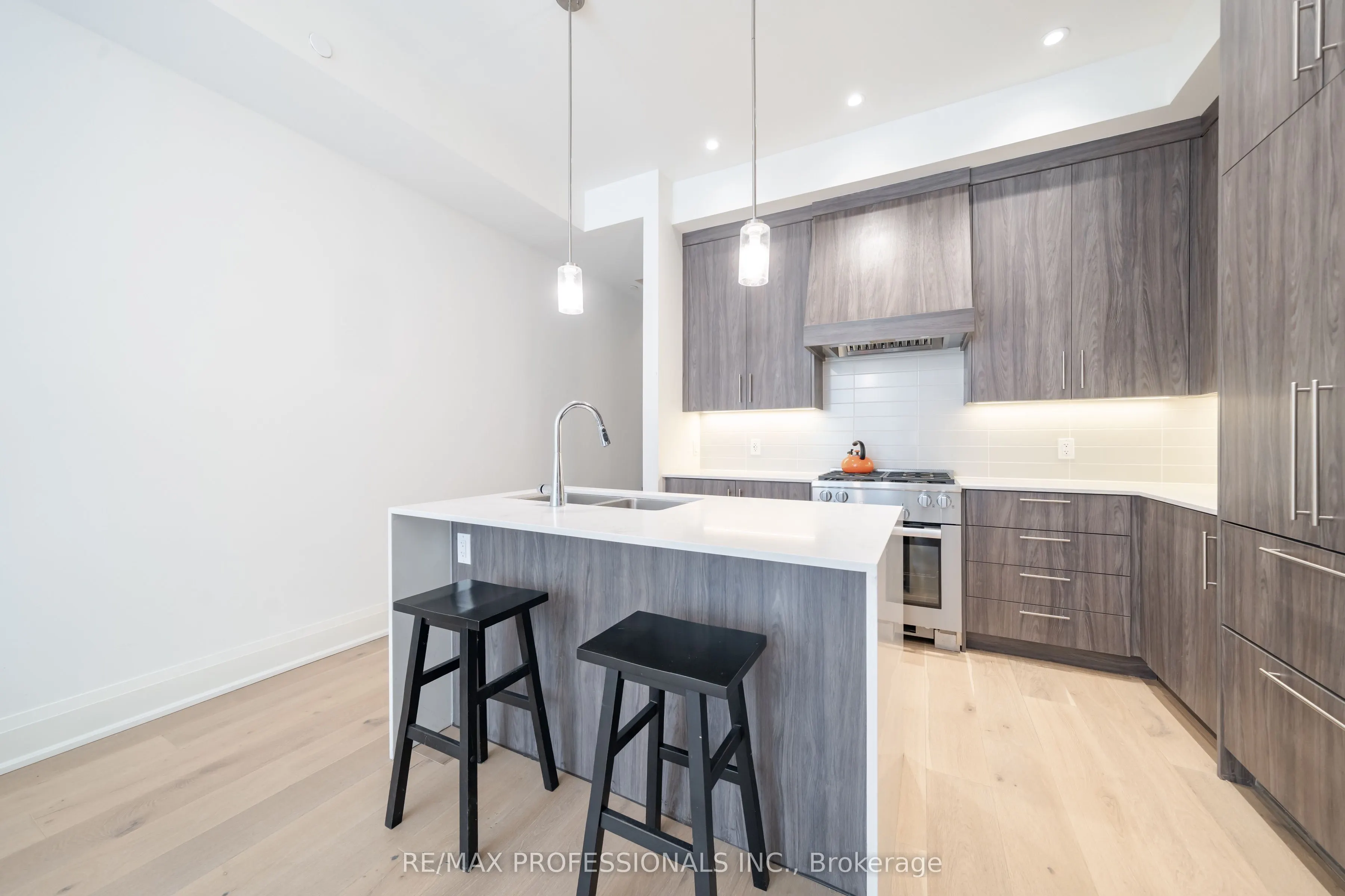 95 Brookfield Road, #2