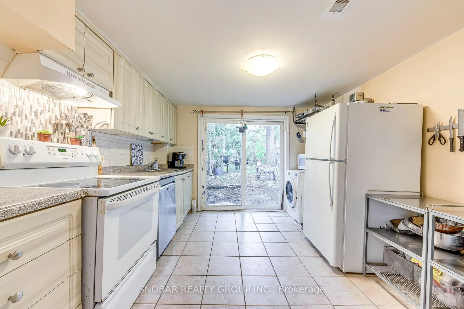 60 Vanevery Street