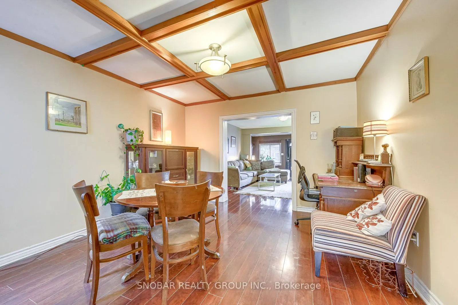 60 Vanevery Street