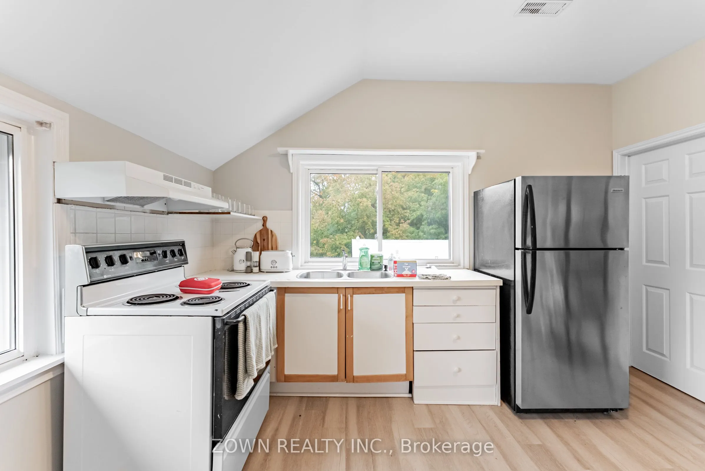 17277 Old Main Street, #1