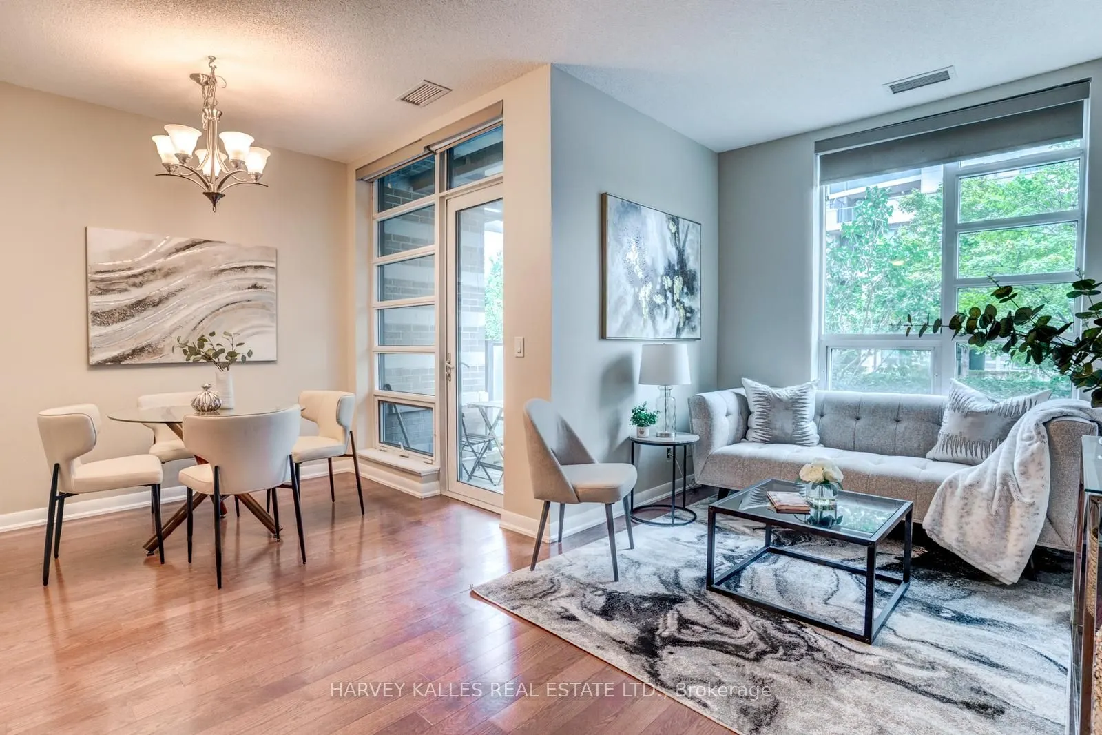 215 Sherway Gardens Road, #109