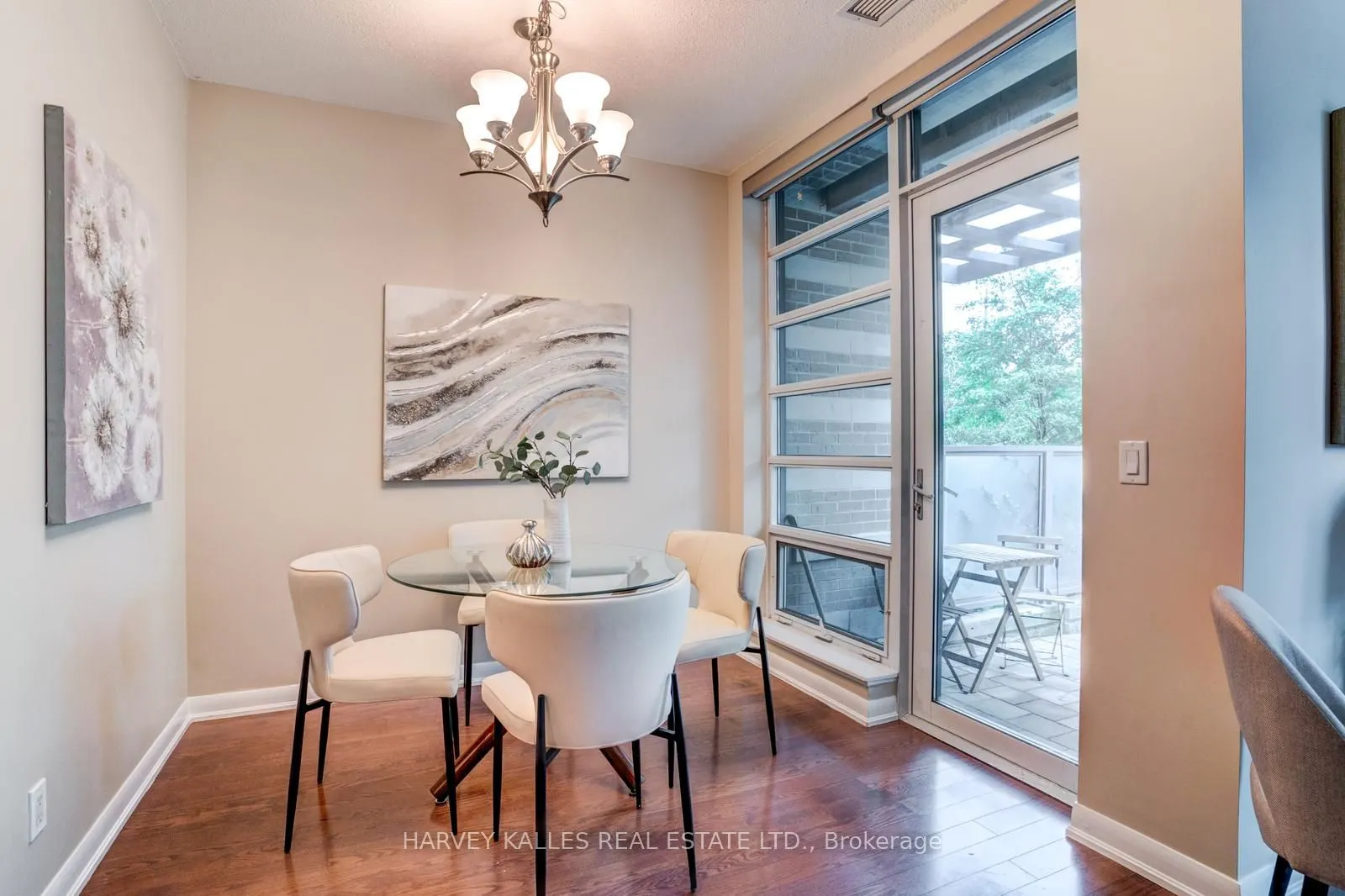 215 Sherway Gardens Road, #109