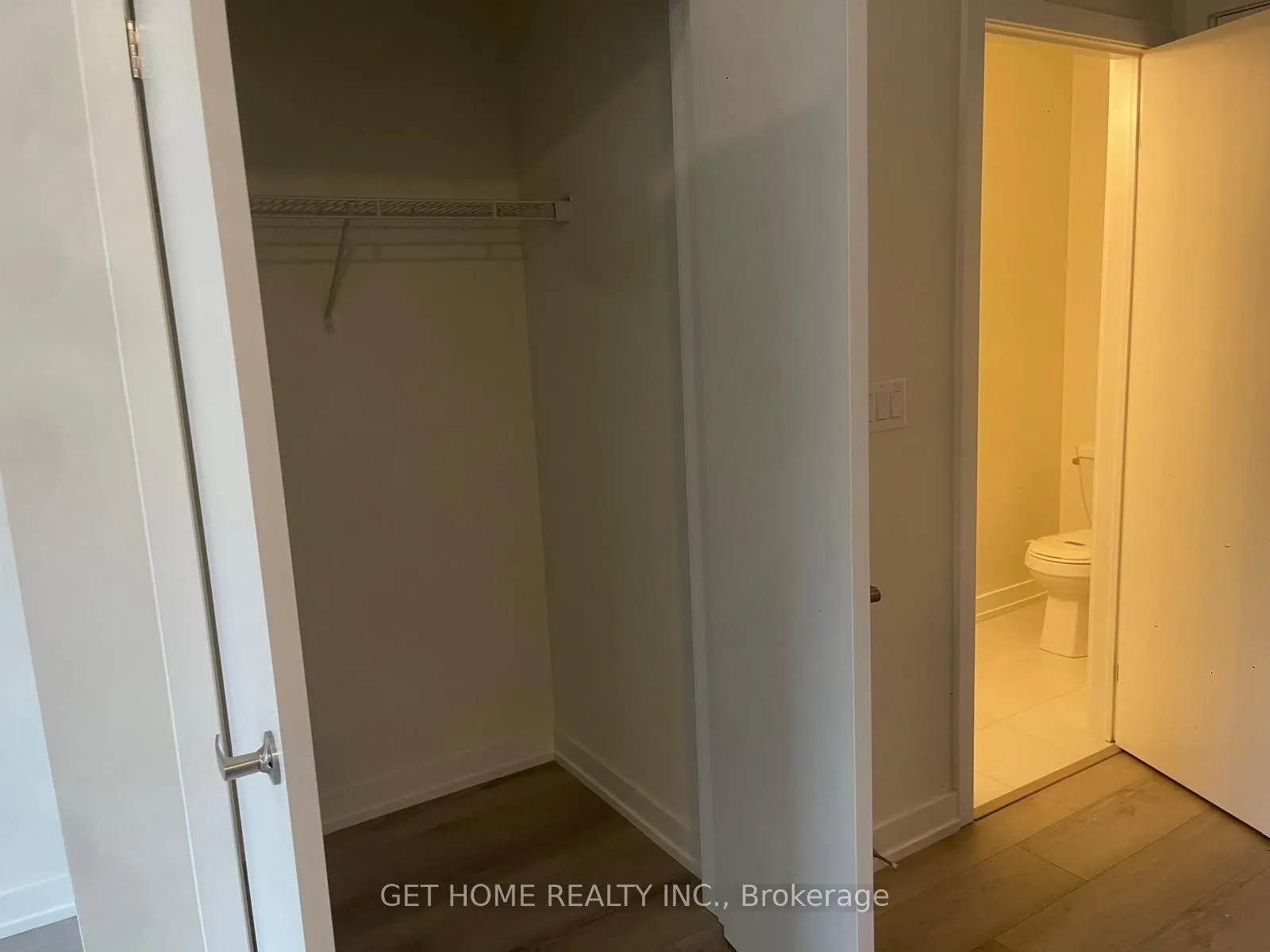 3540 colonial Drive, #231