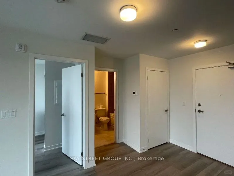 3401 Ridgeway Drive E, #317
