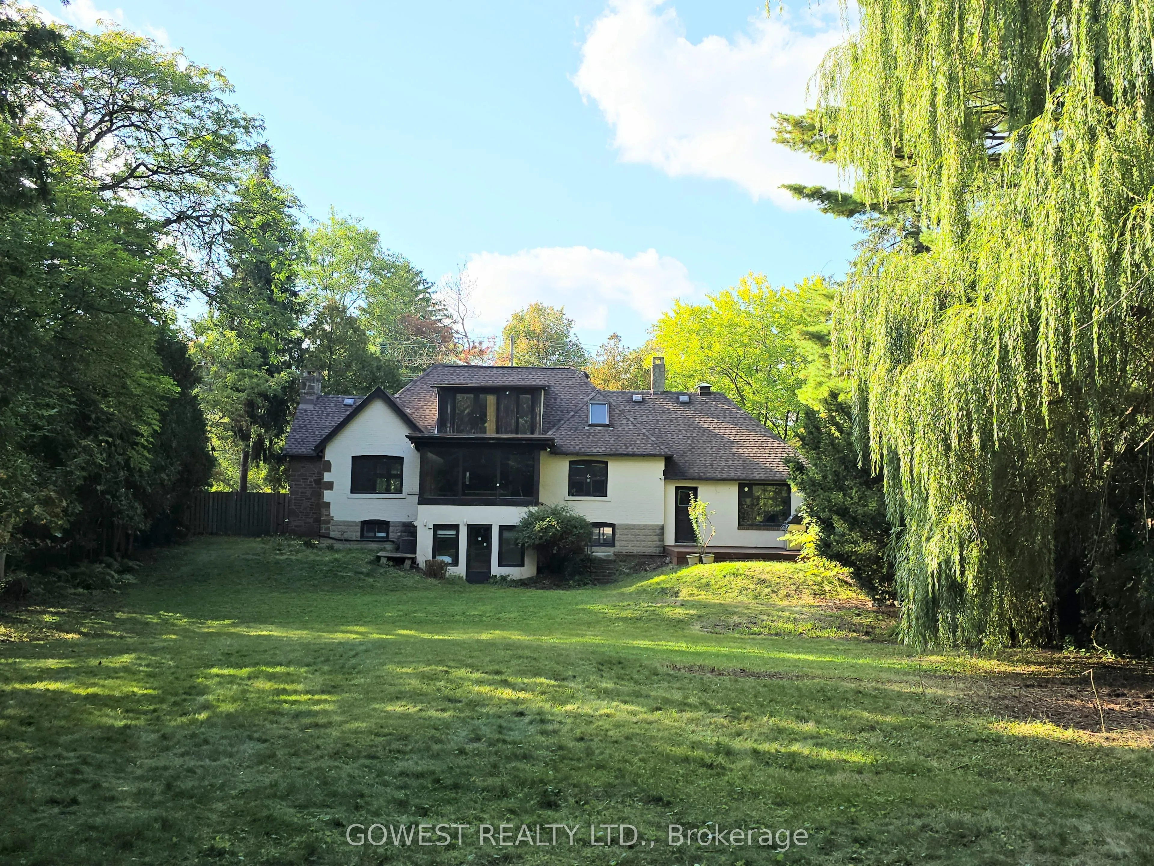 62 Pinewood Trail
