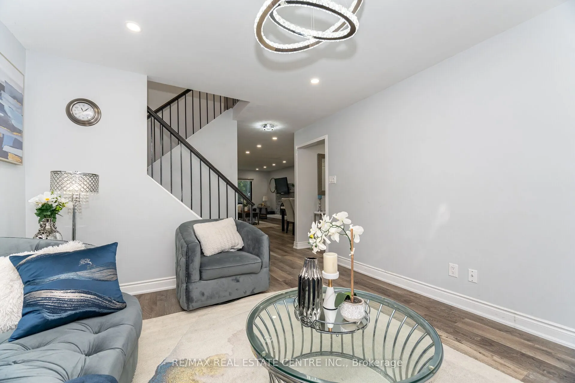 44 Abelard Avenue