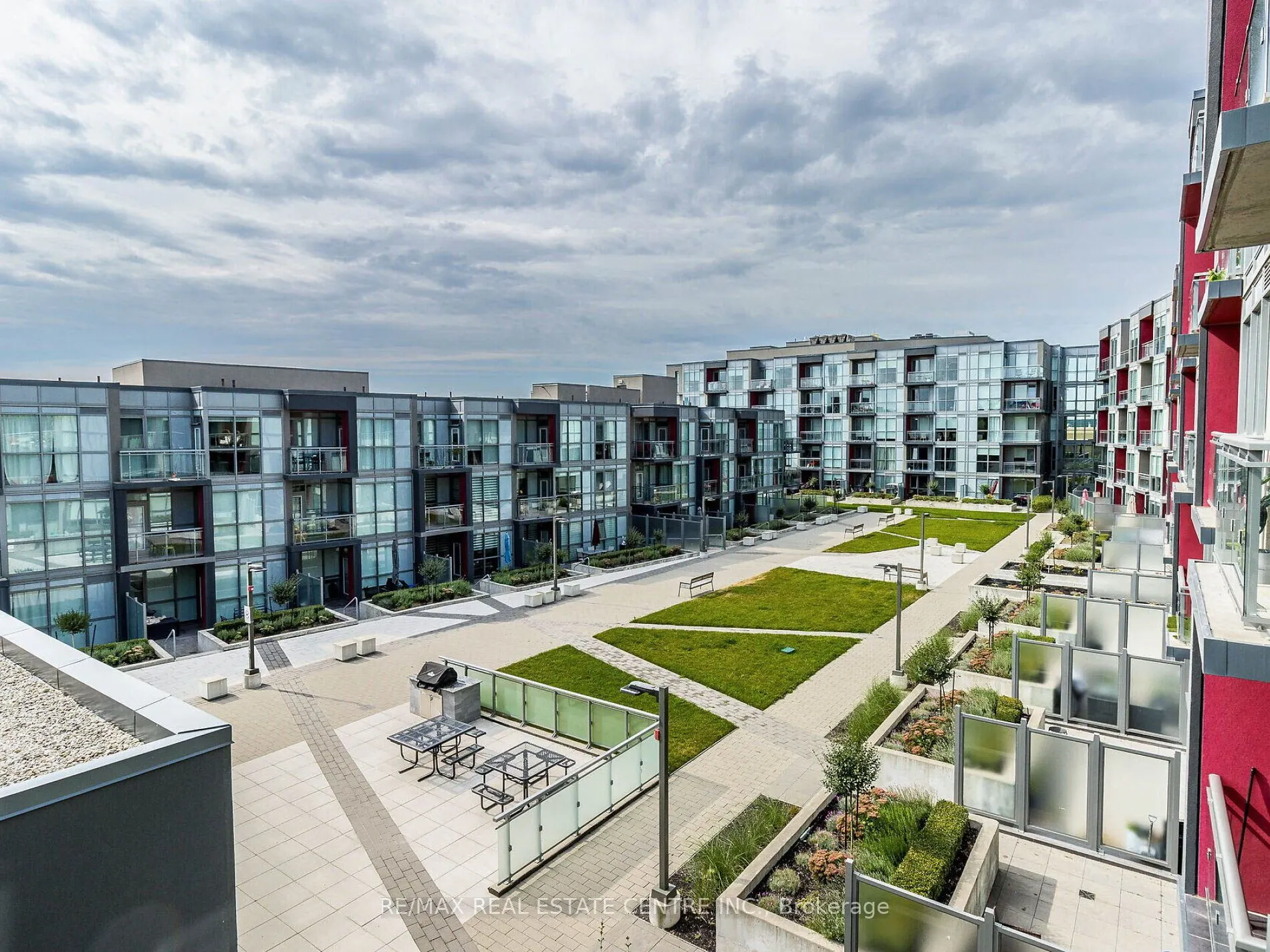 5240 Dundas Street, #B314