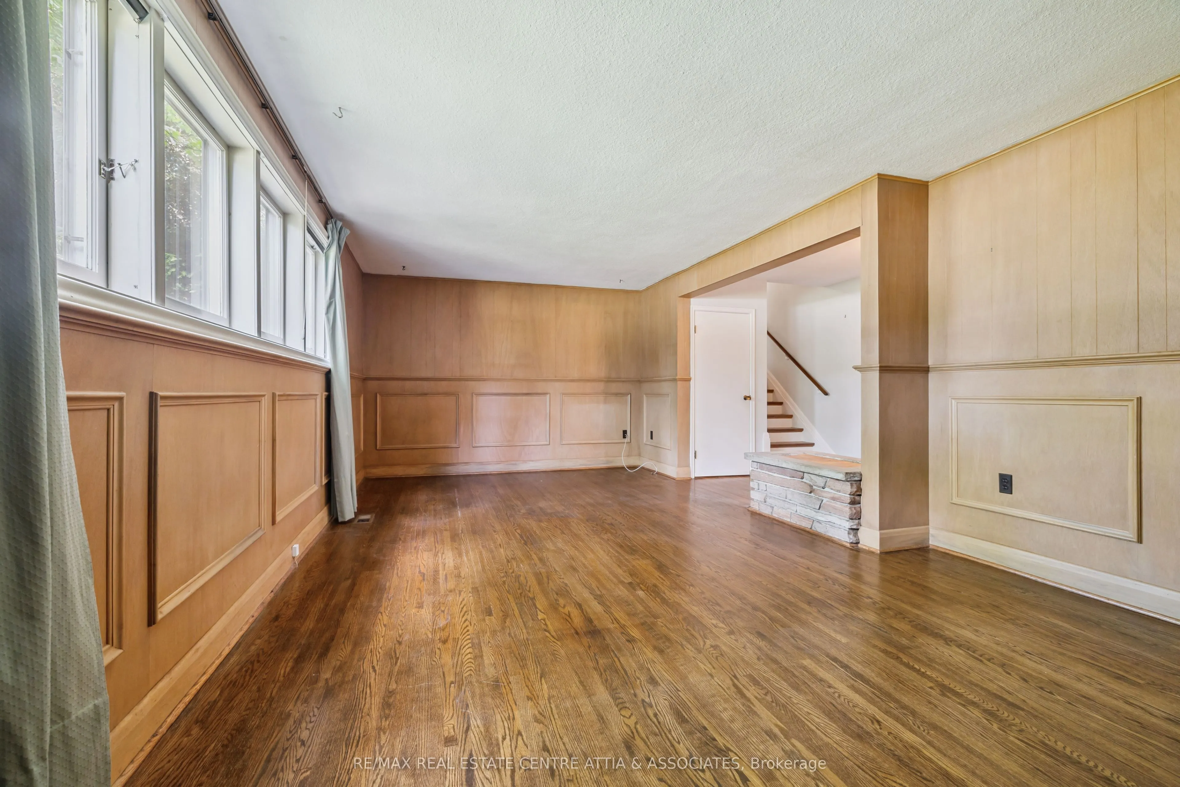 1475 Merrow Road