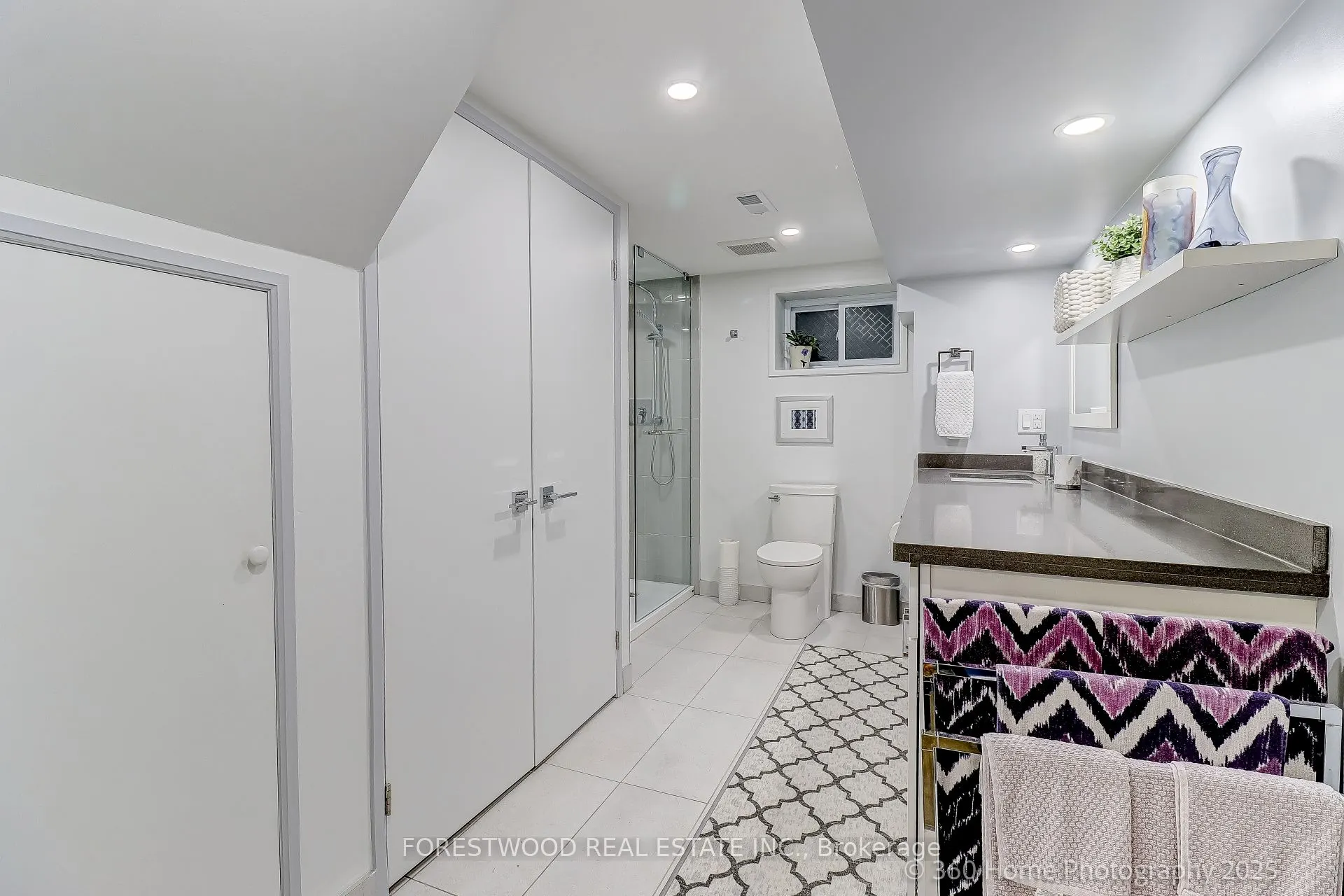 16 Westhead Road