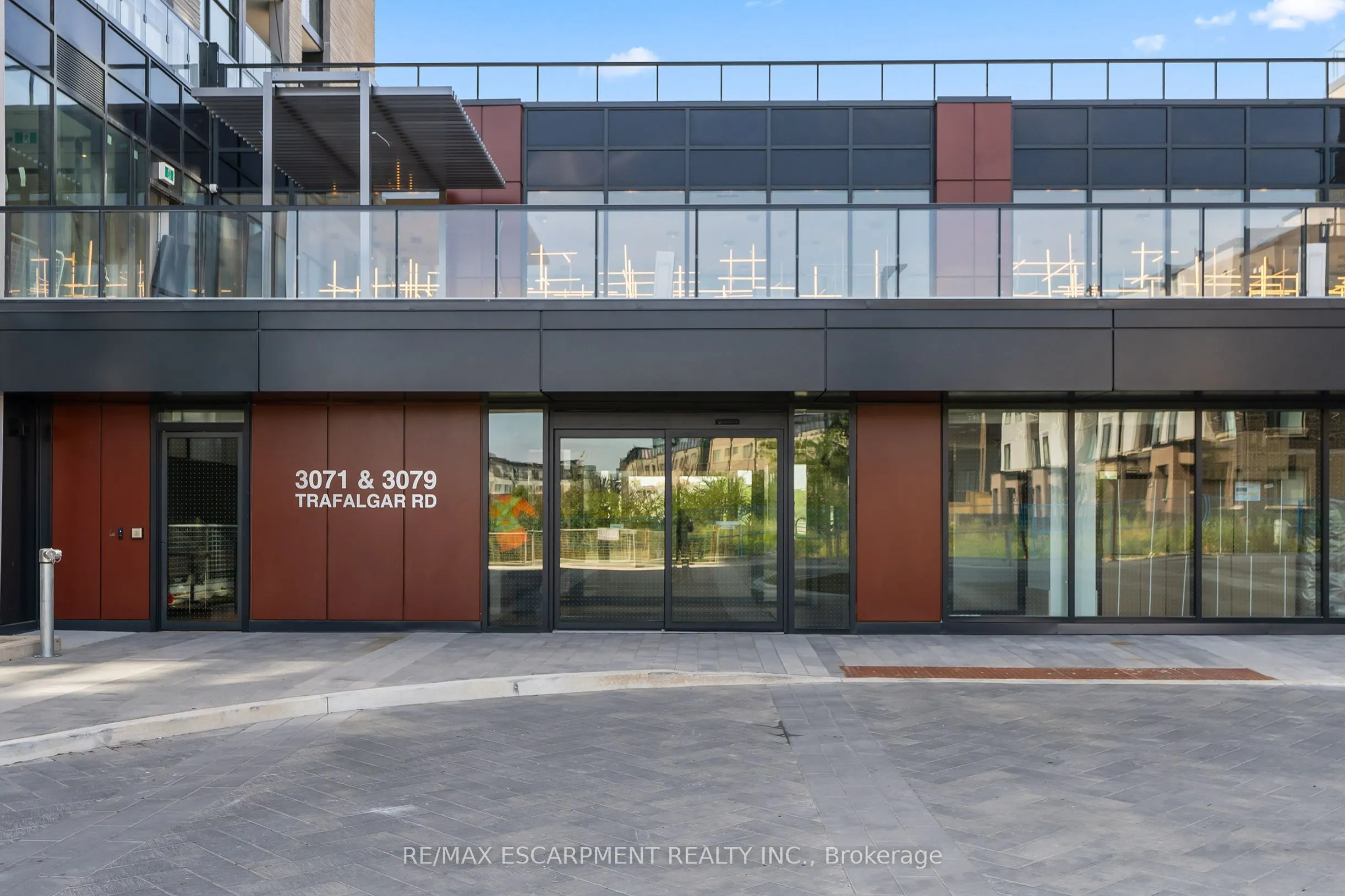 3079 Trafalgar Road, #1808
