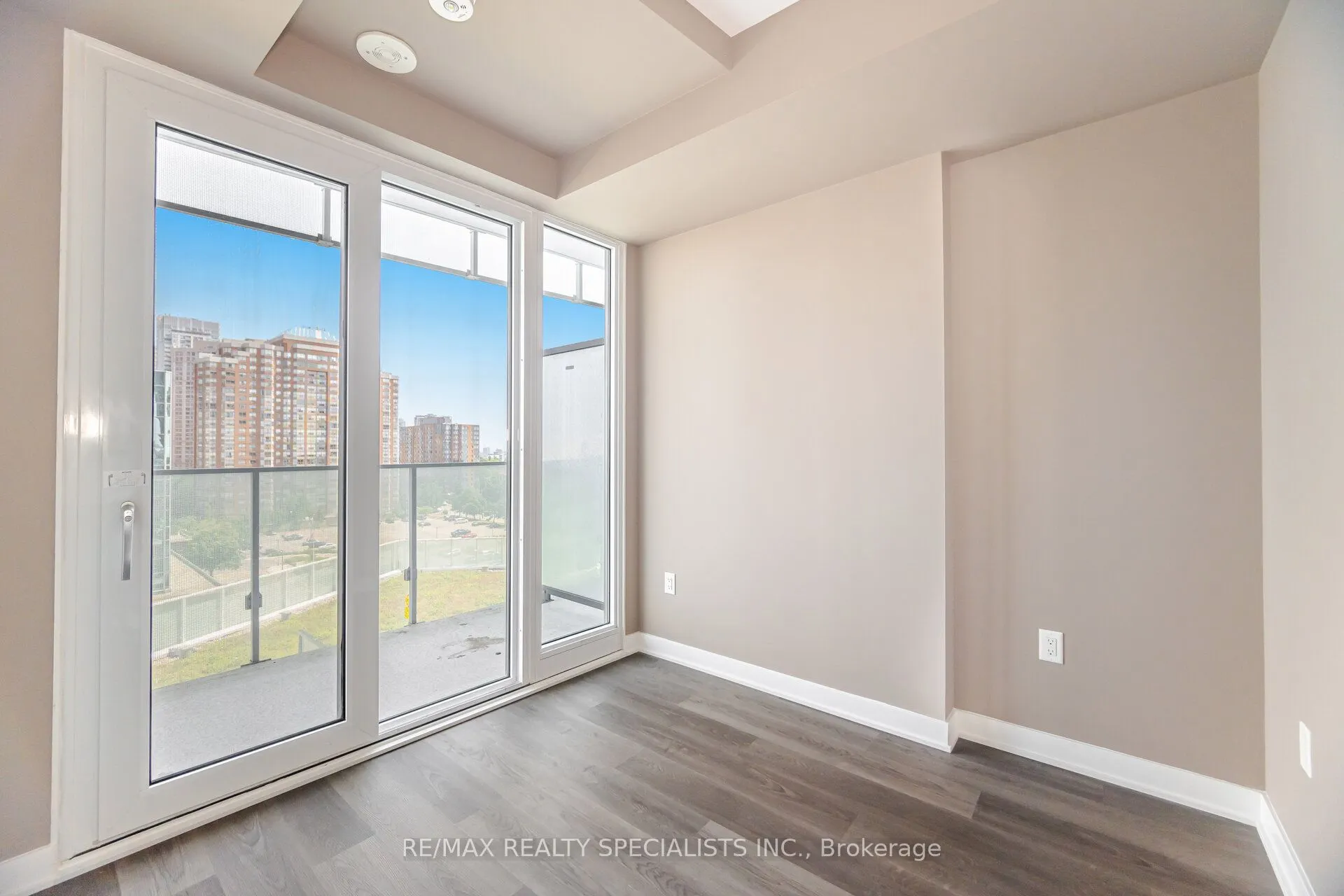 3900 Confederation Parkway, #701