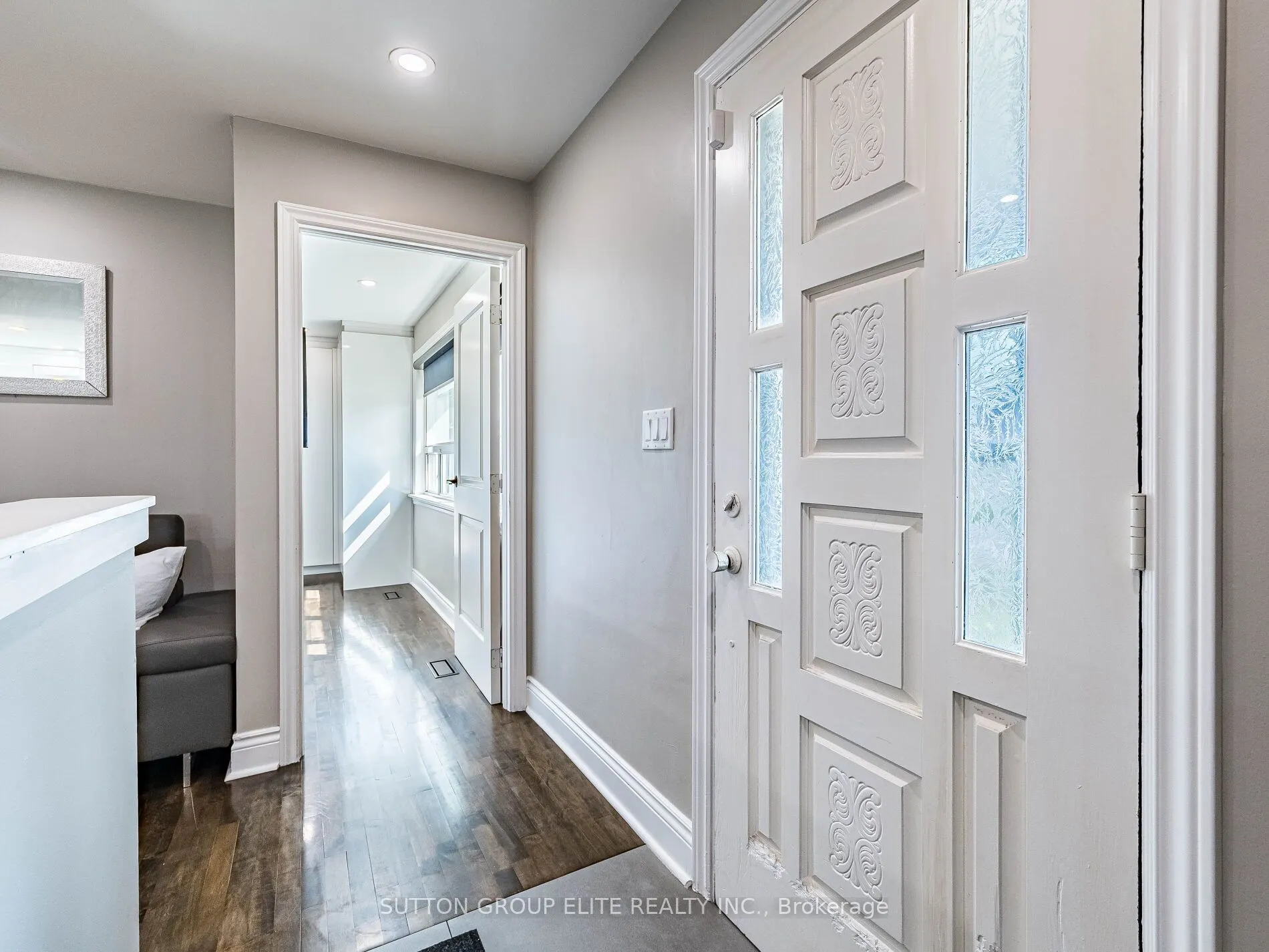 107 Martha Street N
