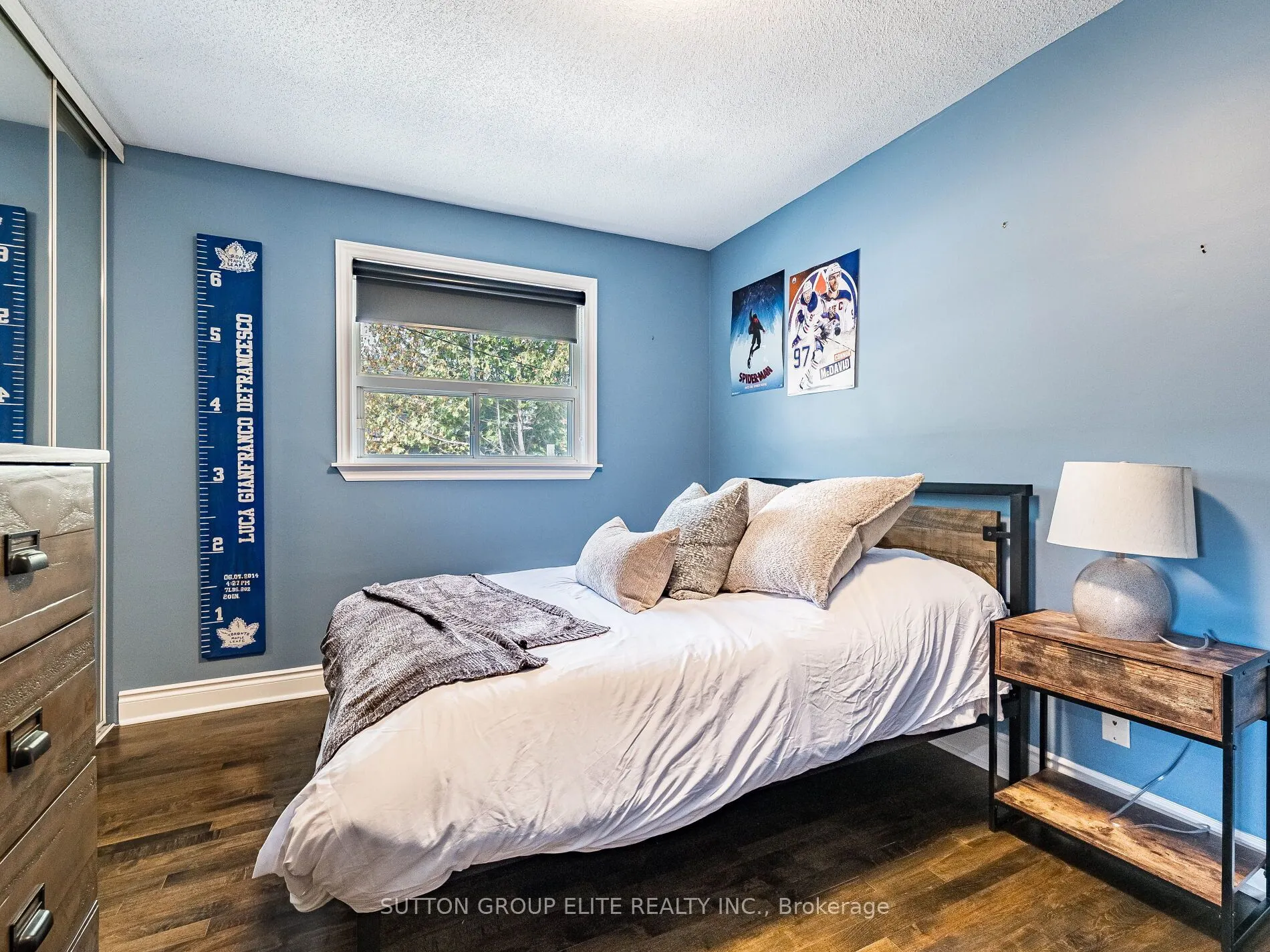 107 Martha Street N