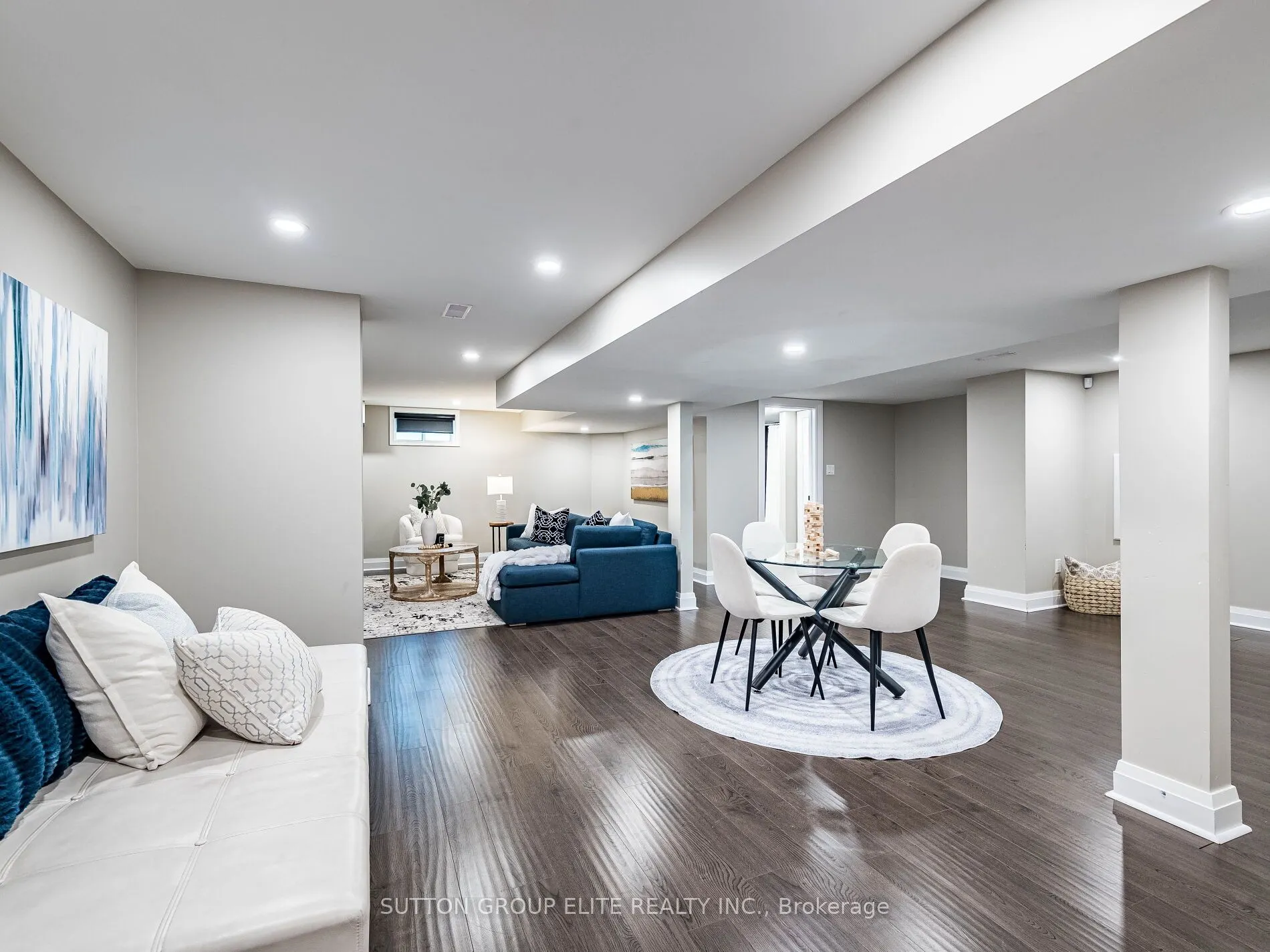 107 Martha Street N