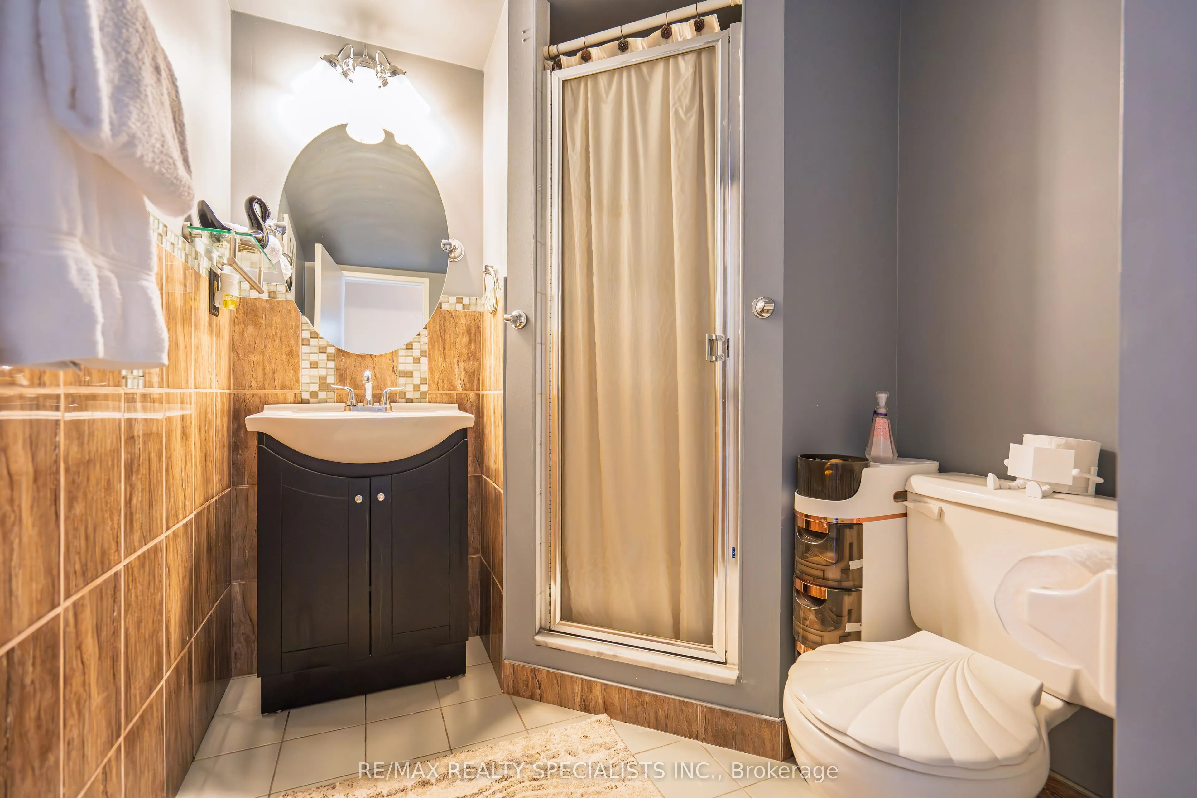 75 King Street E, #703