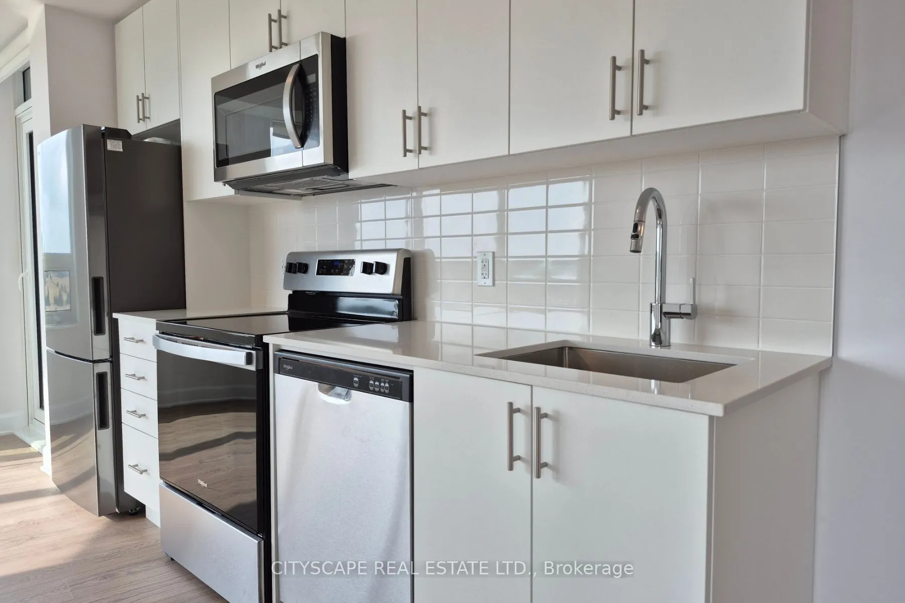 3240 William Coltson Avenue, #909
