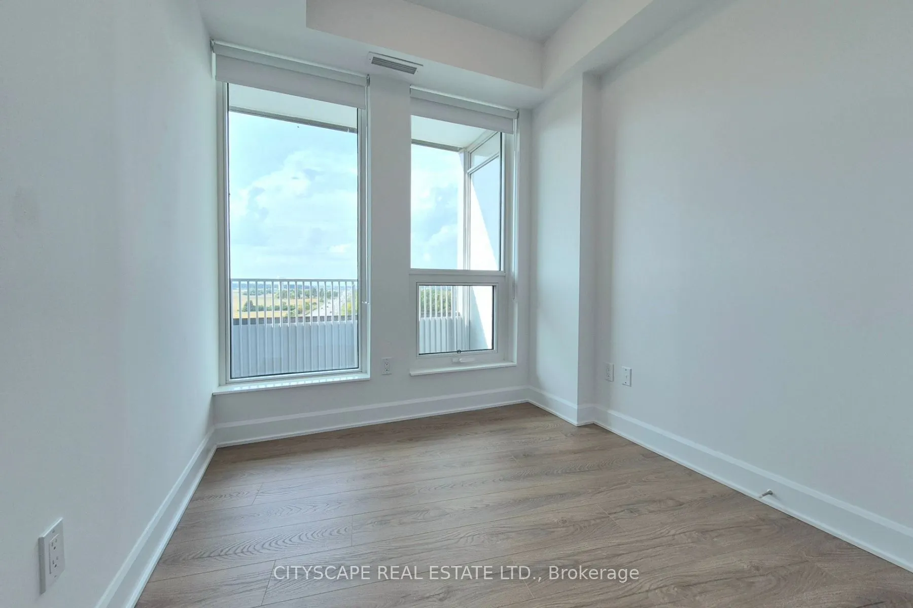 3240 William Coltson Avenue, #909