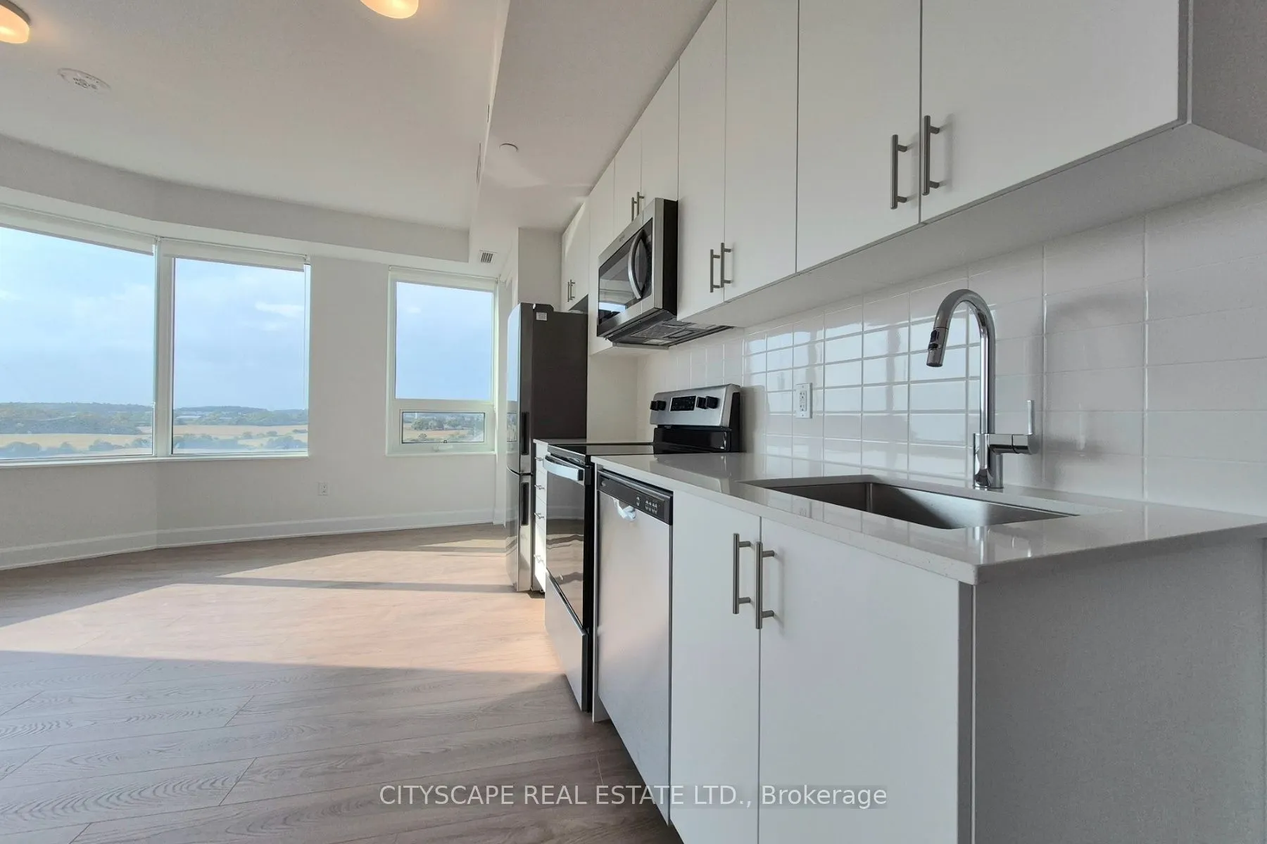 3240 William Coltson Avenue, #909
