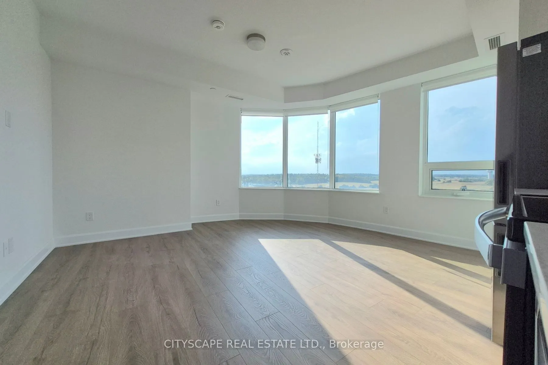 3240 William Coltson Avenue, #909