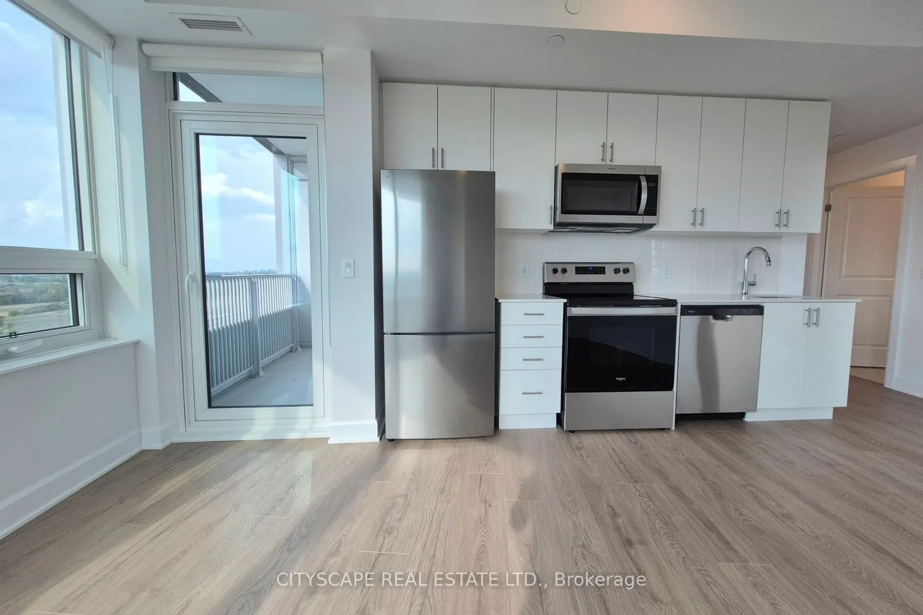 3240 William Coltson Avenue, #909