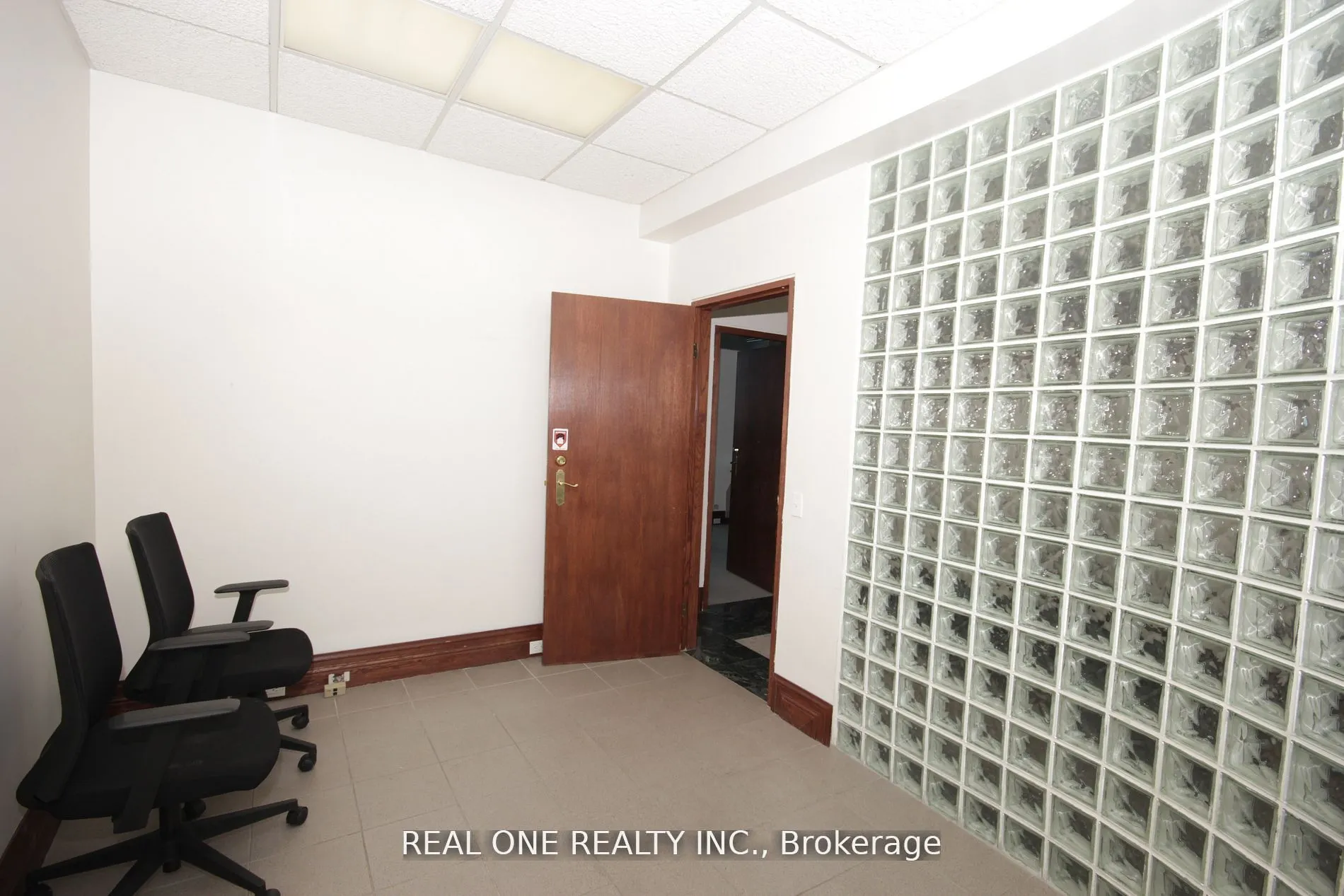 1280 Finch Avenue W, #601