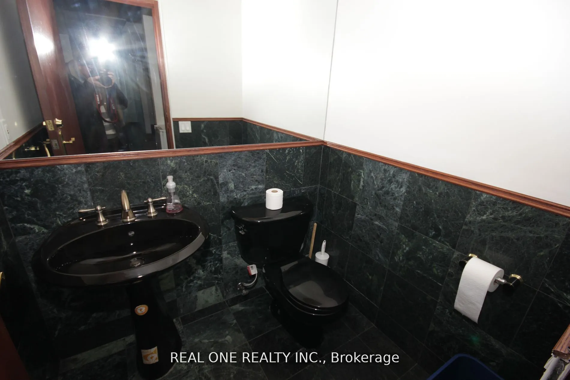 1280 Finch Avenue W, #601