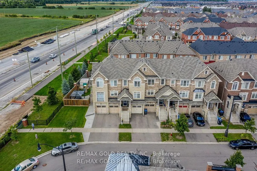 34 Rockbrook Trail
