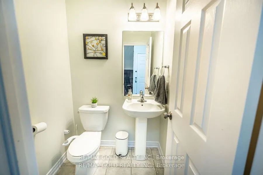 34 Rockbrook Trail