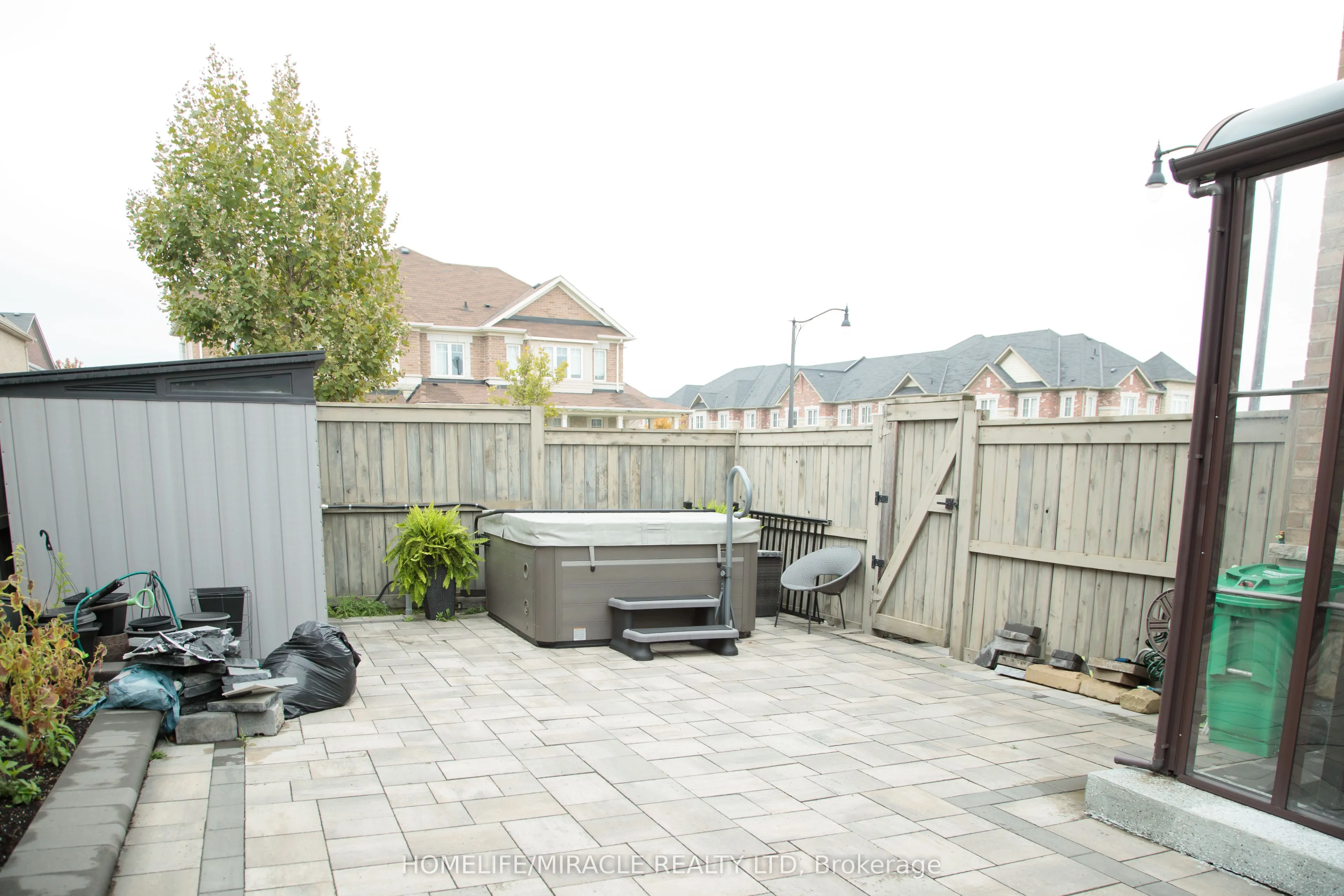 404 Queen Mary Drive
