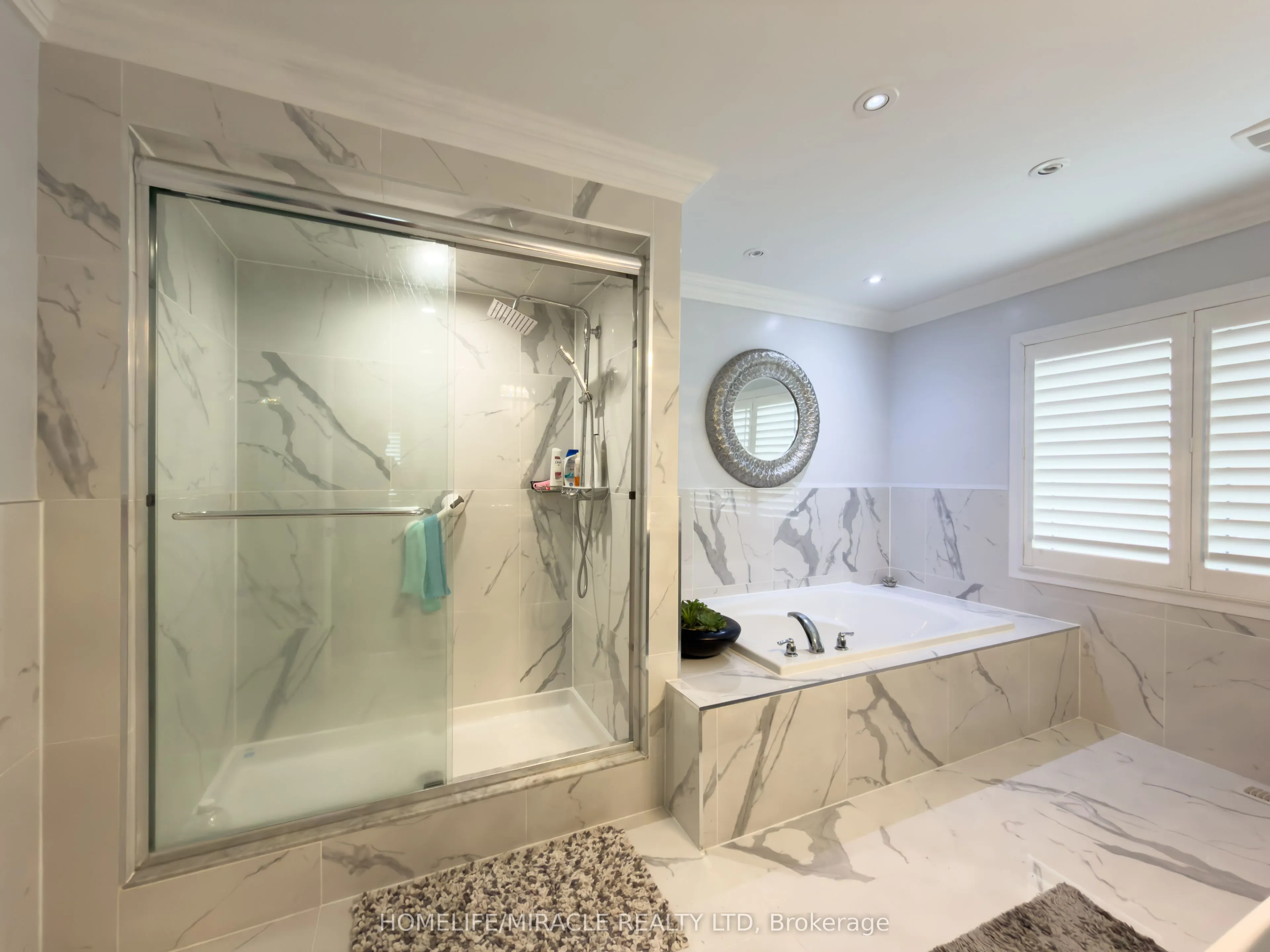 404 Queen Mary Drive