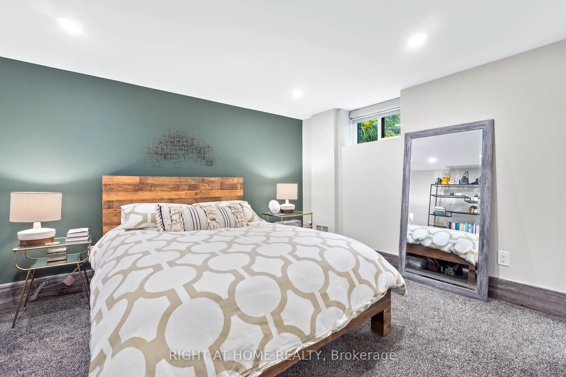 545 Huron Drive