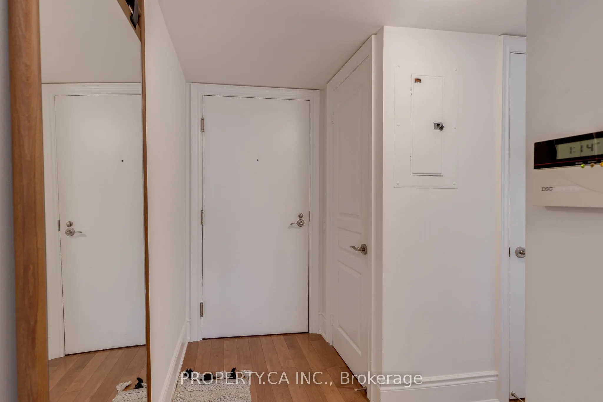 437 Roncesvalles Avenue, #211