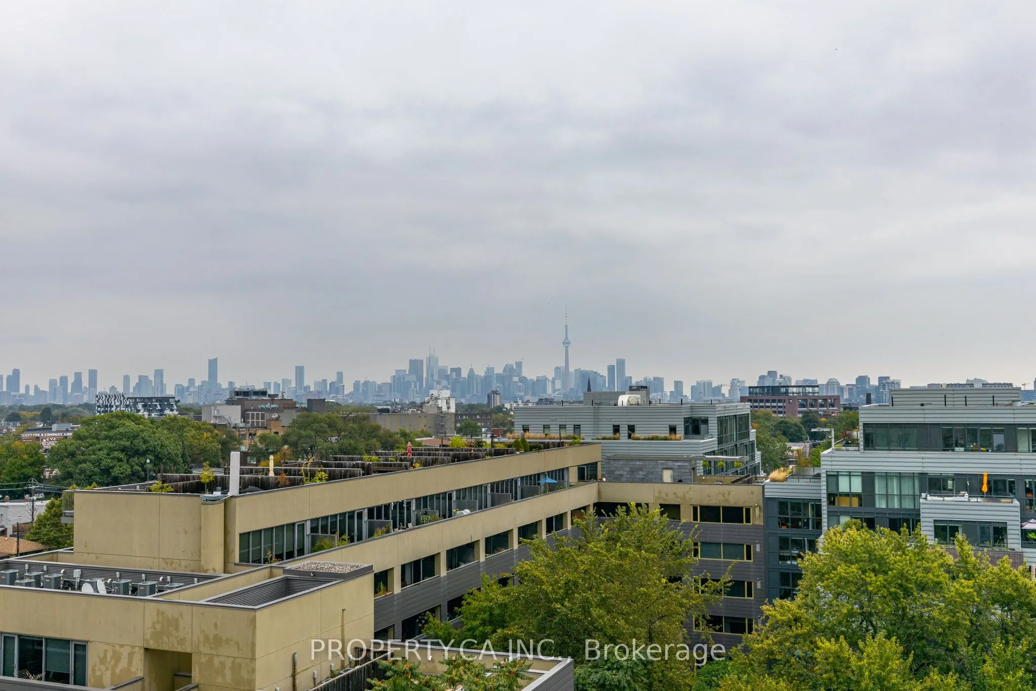 437 Roncesvalles Avenue, #211